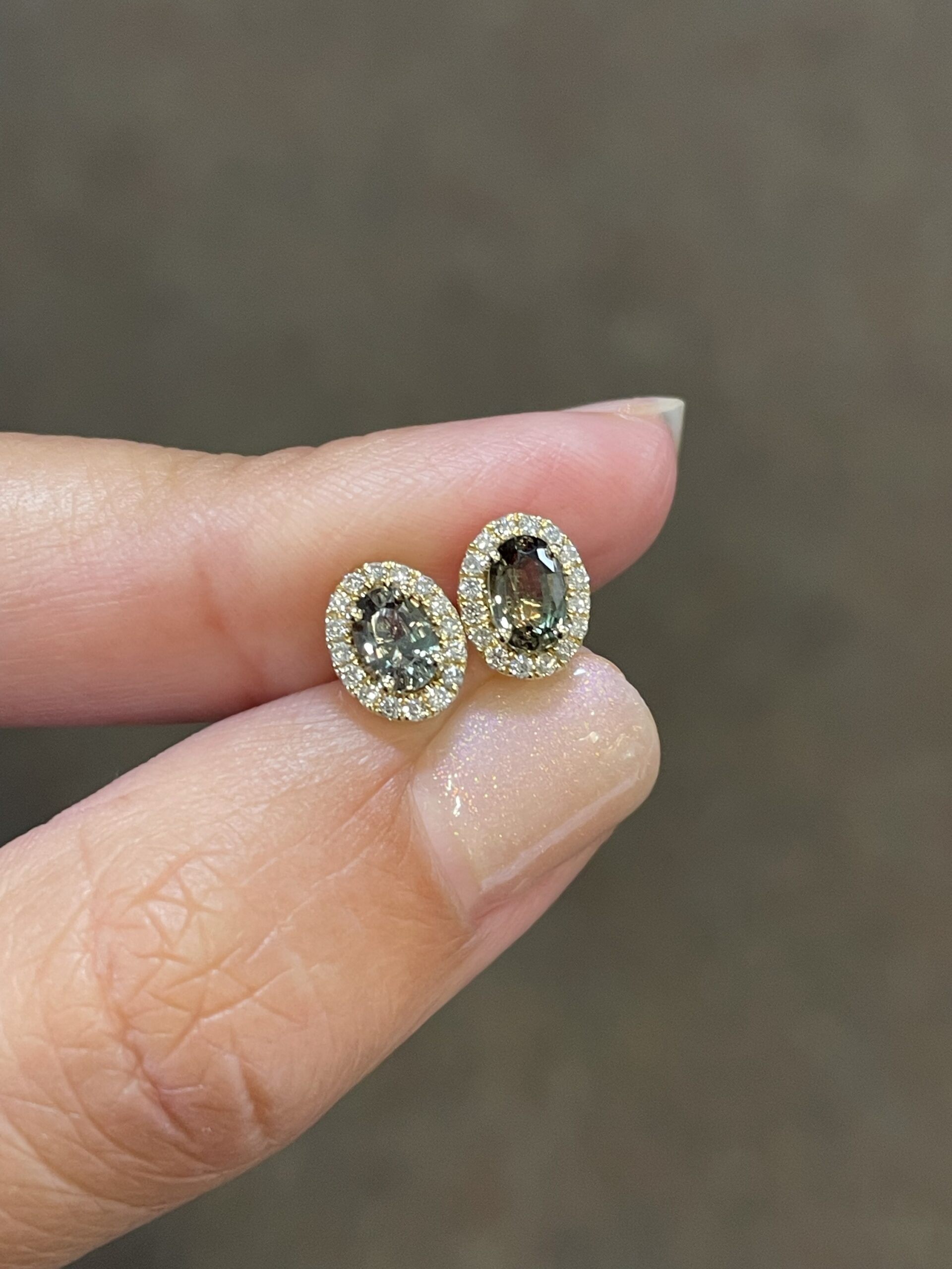 14k Yellow Gold Genuine .92 Cttw Alexandrite & Diamond Halo Stud Earrings - Image 6