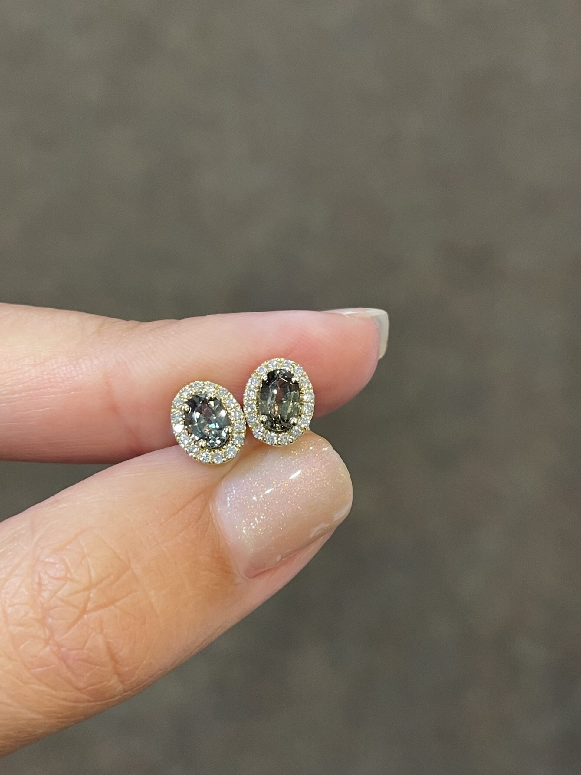 14k Yellow Gold Genuine .92 Cttw Alexandrite & Diamond Halo Stud Earrings - Image 8