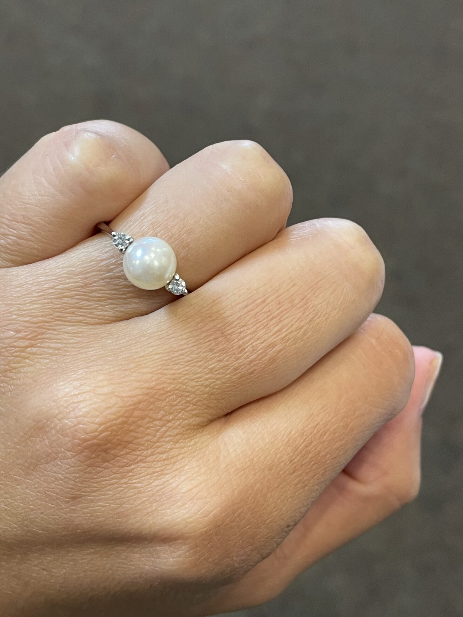 18k White Gold 8 MM Cultured Akoya Pearl & Diamond Ring - Image 6