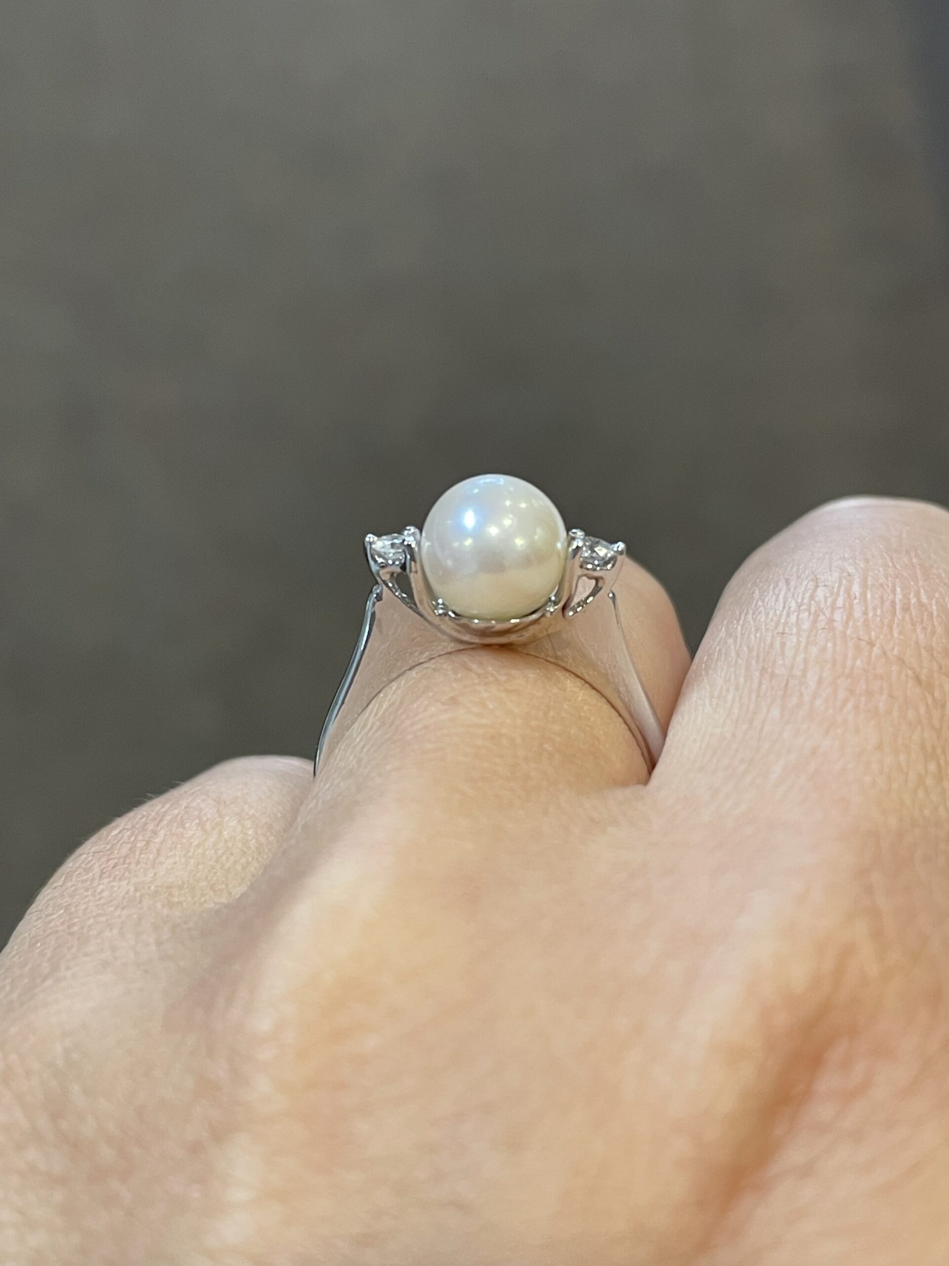 18k White Gold 8 MM Cultured Akoya Pearl & Diamond Ring - Image 10