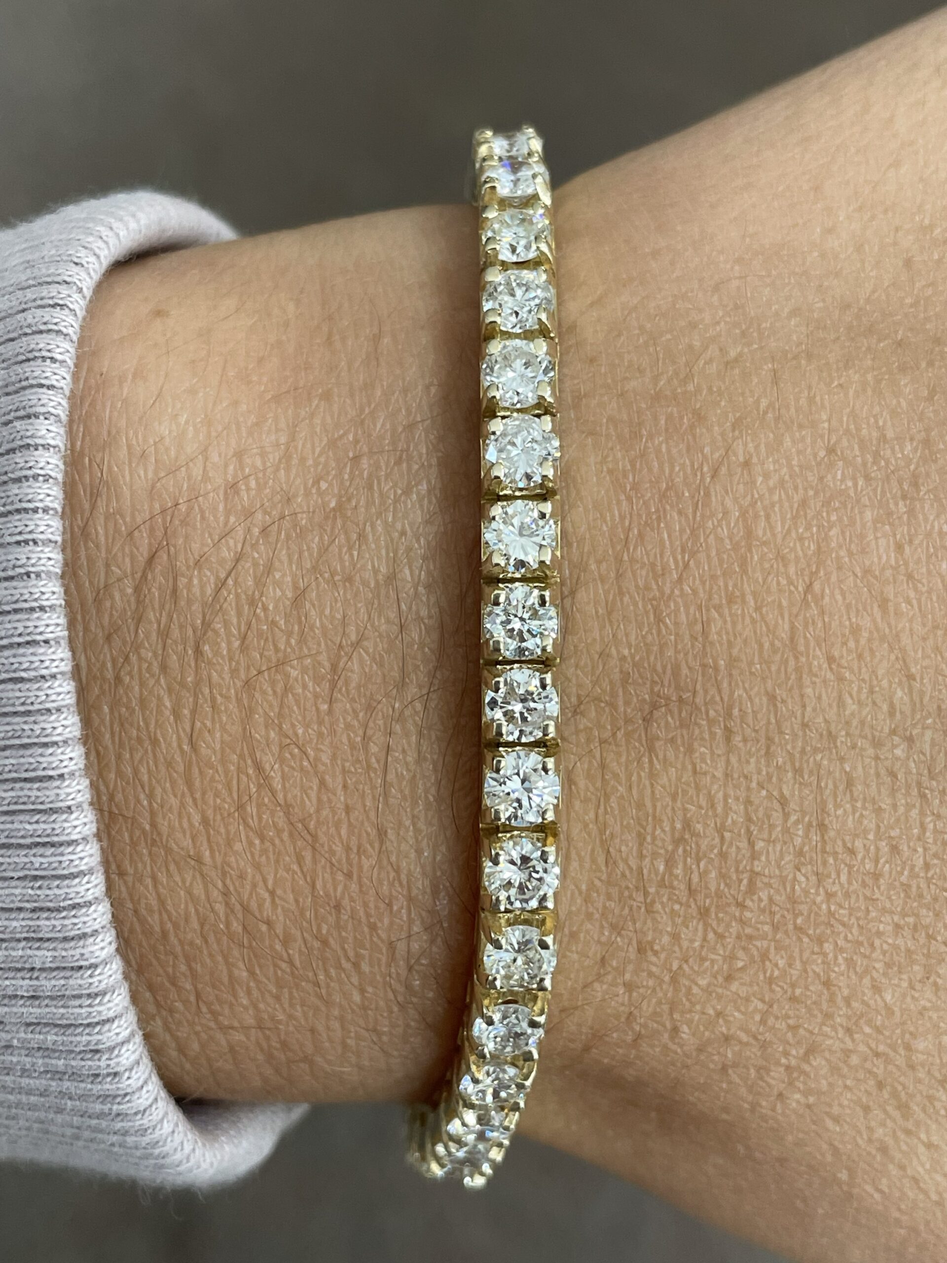 14k Yellow Gold 9.64 Cttw Genuine Round Brilliant Cut Diamond Tennis Bracelet - Image 11