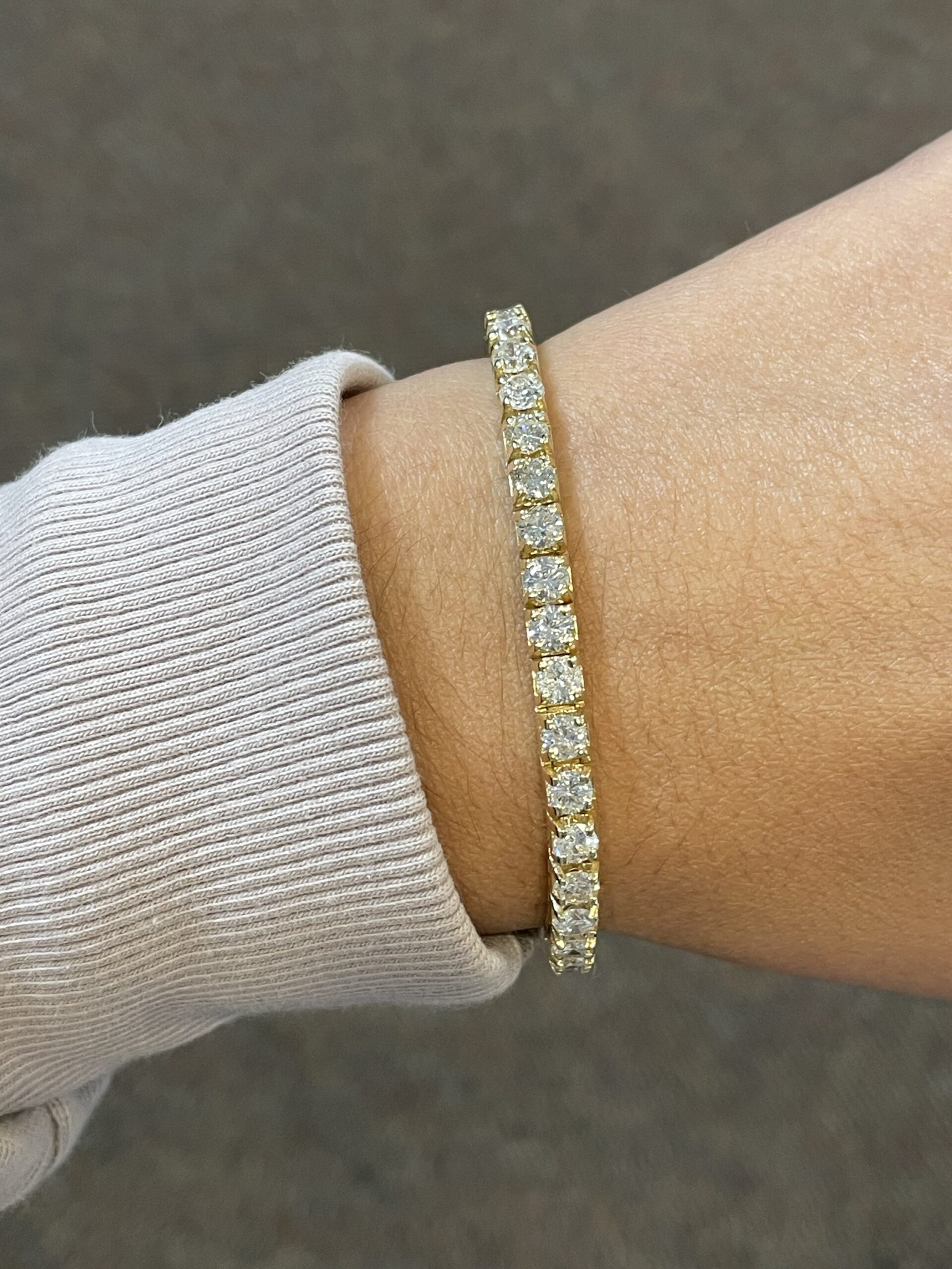 14k Yellow Gold 9.64 Cttw Genuine Round Brilliant Cut Diamond Tennis Bracelet - Image 5