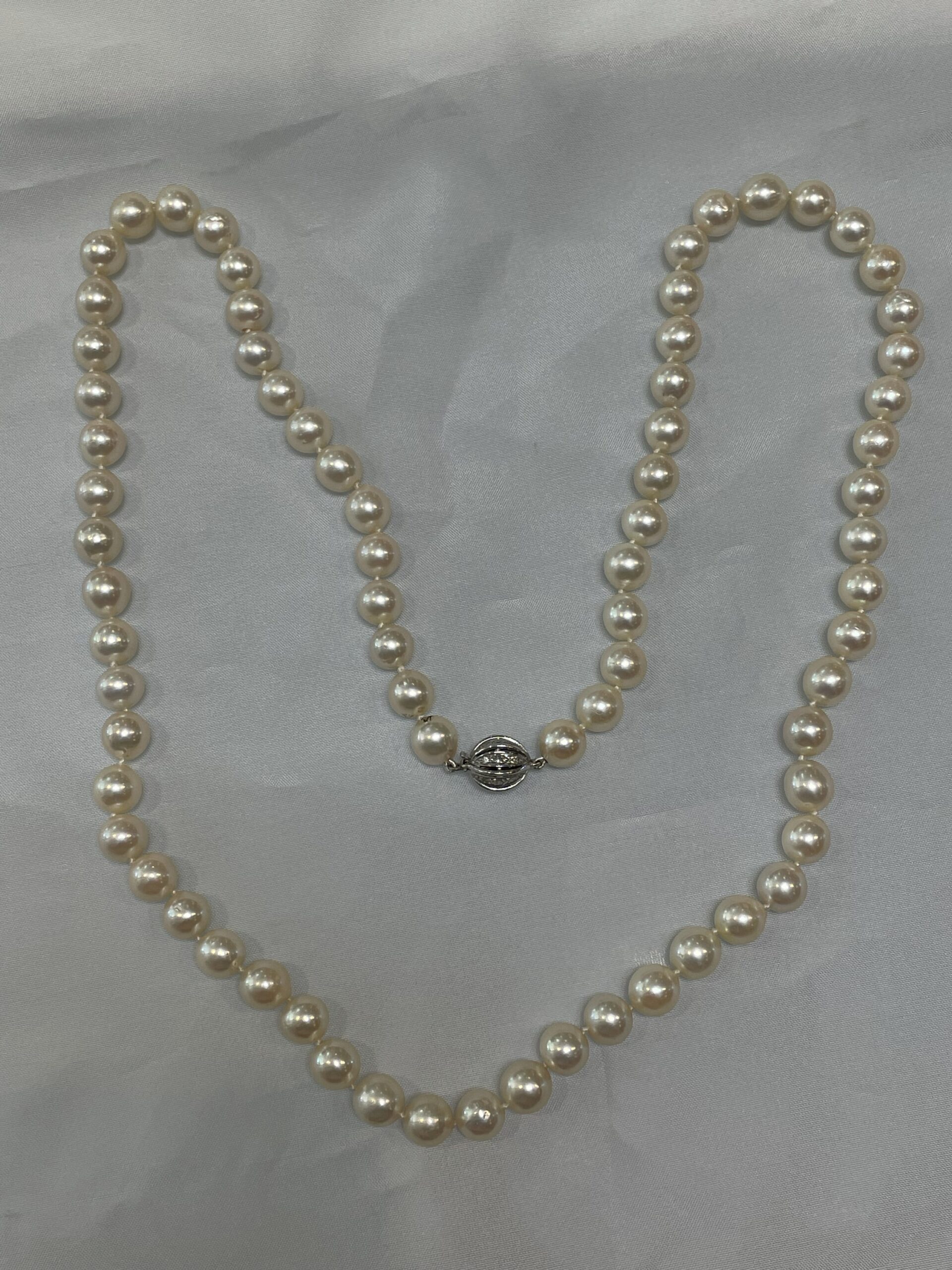 Fine Quality 26.5” Cultured Akoya Pearl Strand With 18k White Gold Diamond Sphere Clasp - Image 12