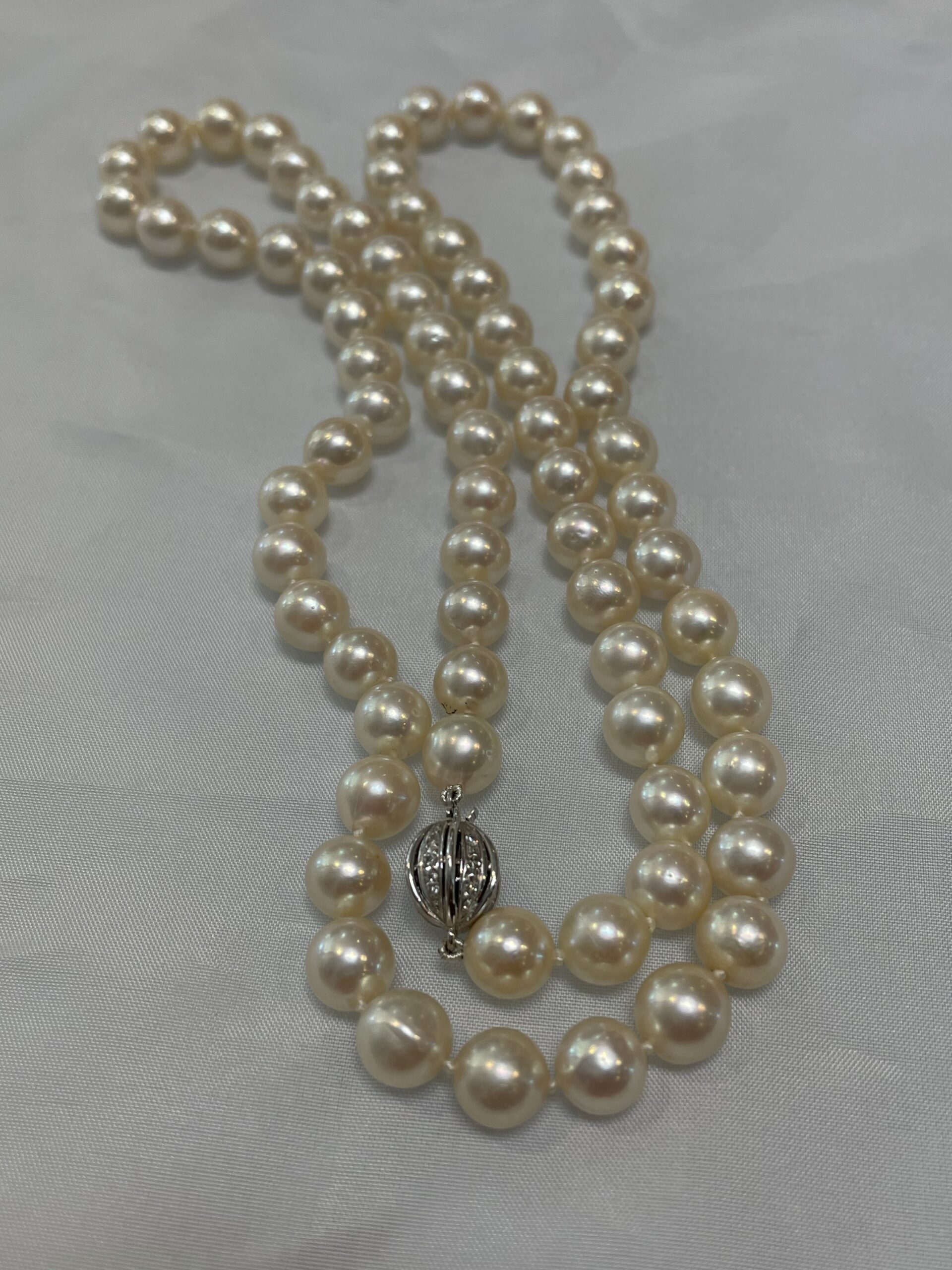 Fine Quality 26.5” Cultured Akoya Pearl Strand With 18k White Gold Diamond Sphere Clasp - Image 7