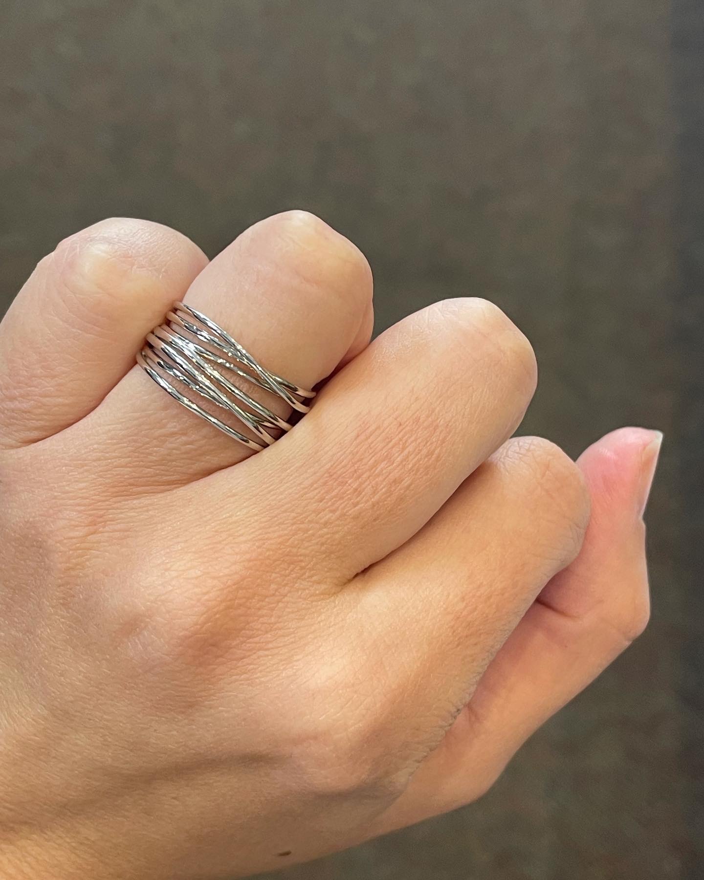 18k White Gold Wire Wrap Ring - Image 8