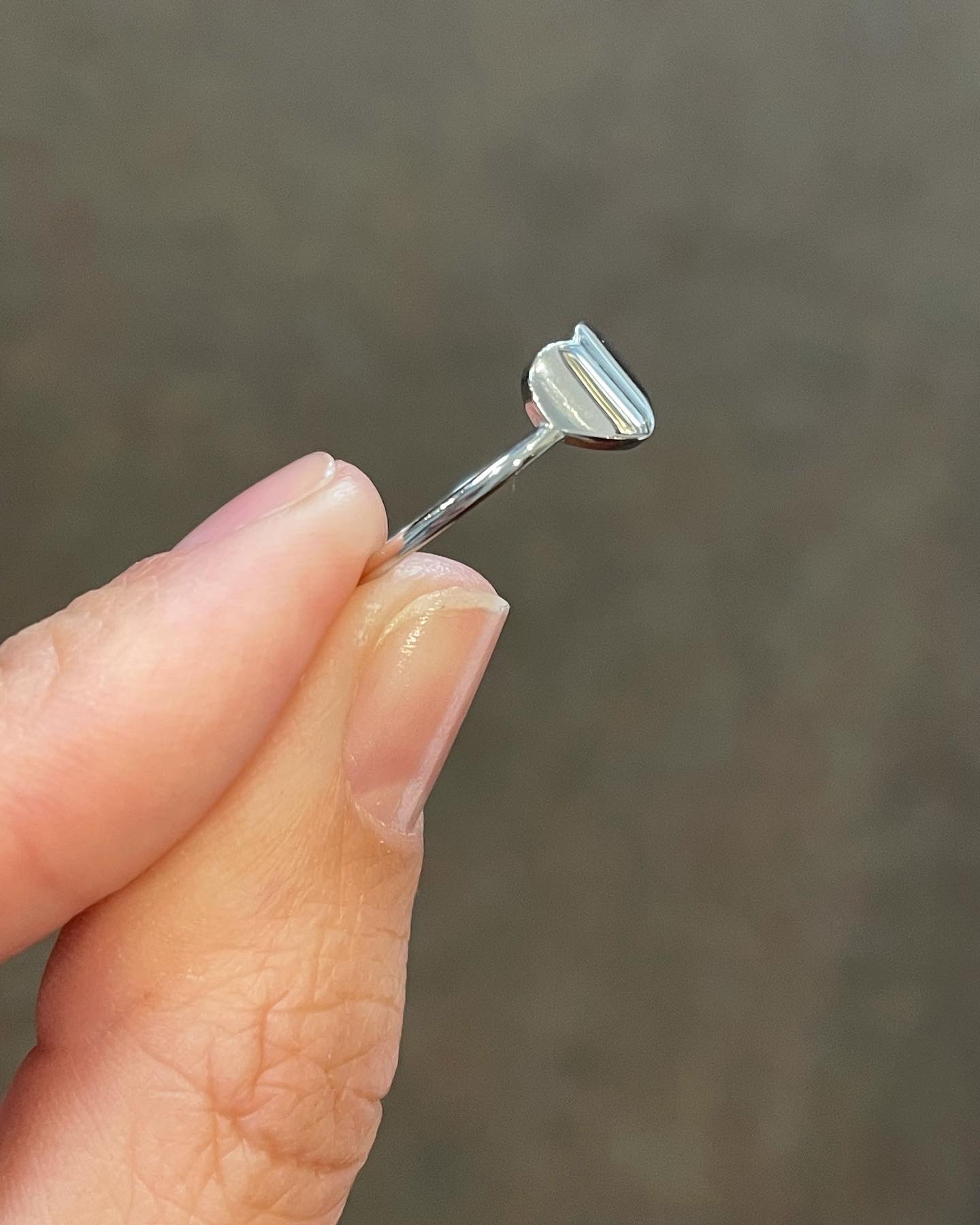 18k White Gold Polished Heart Ring - Image 3