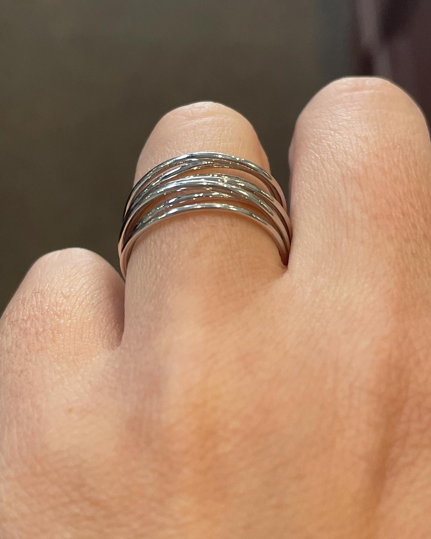 18k White Gold Wire Wrap Ring - Image 10