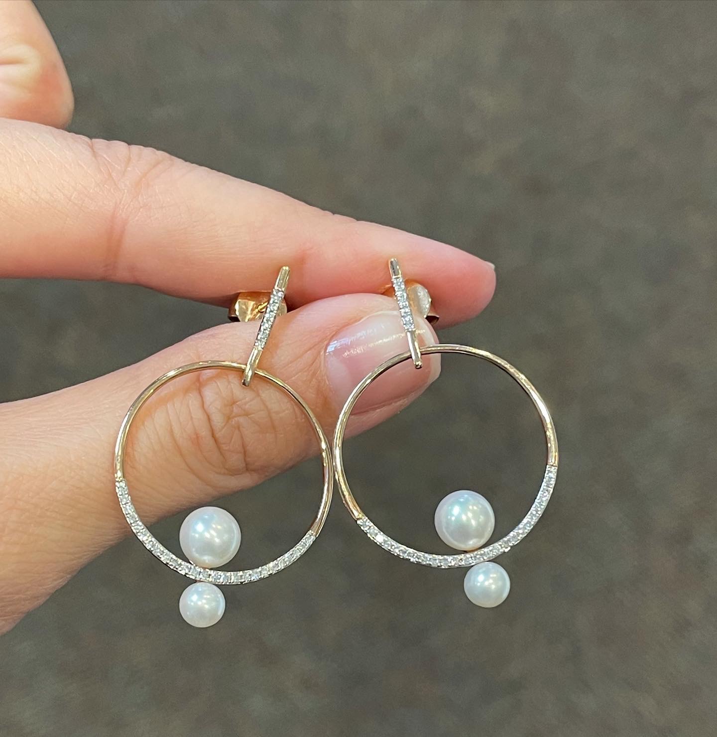 14k Rose Gold Open Circle Dangle Pearl & Diamond Stud Earrings - Image 5