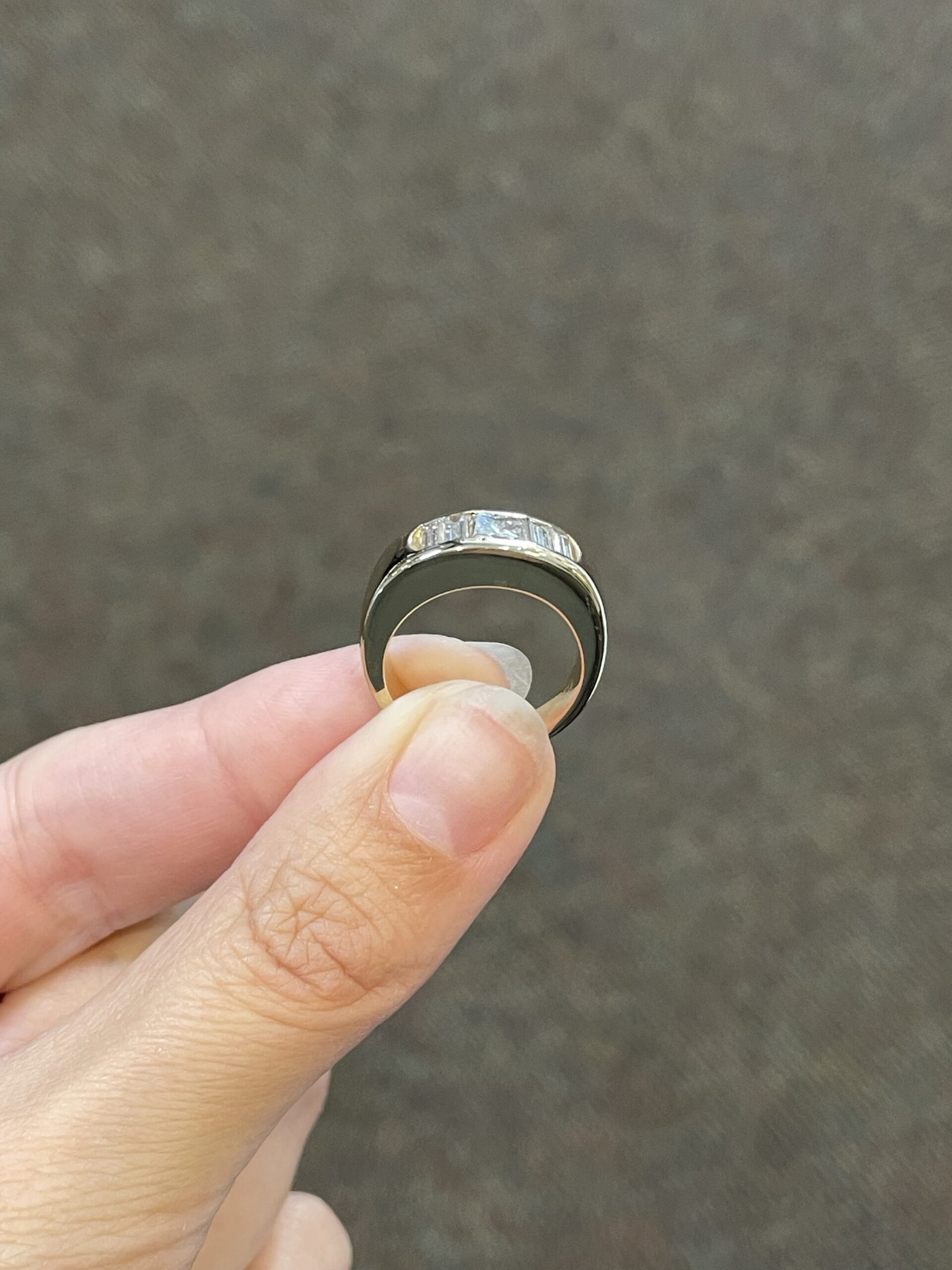 14k Yellow Gold Princess Cut Diamond & Diamond Baguette Wide Band Ring - Image 16