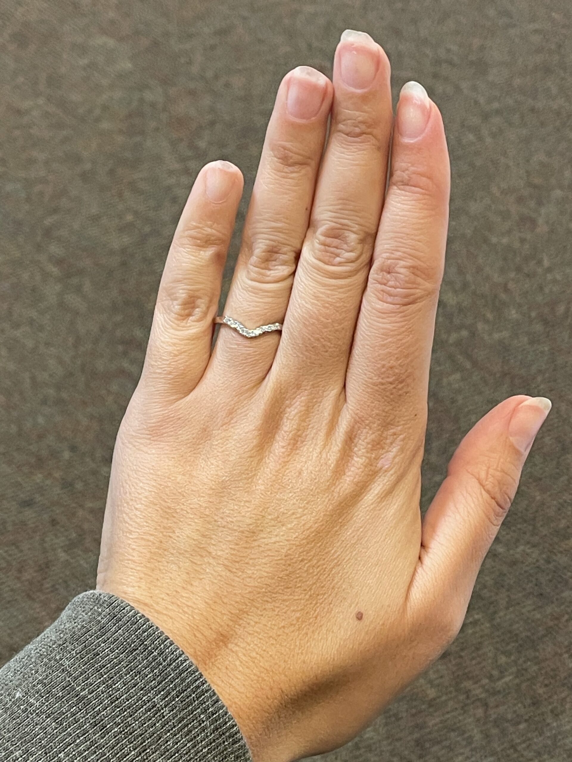 14k White Gold 9 Stone Genuine .16 Cttw Round Brilliant Cut Diamond Prong Set Curved Wedding Band - Image 10