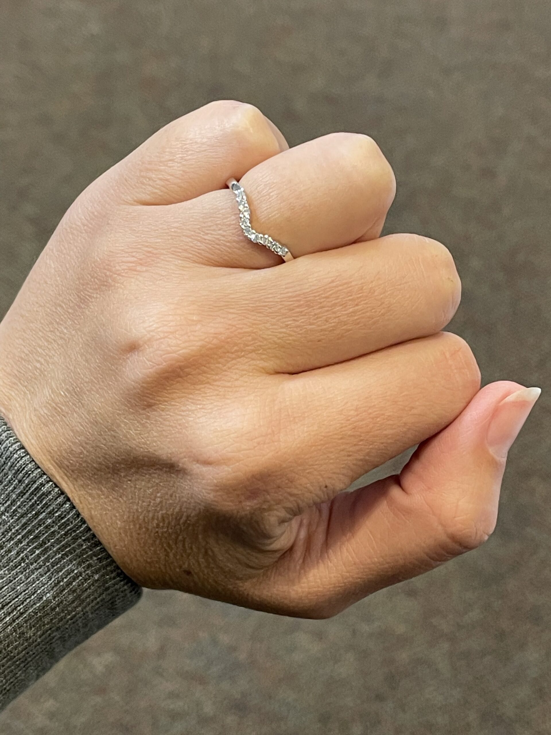 14k White Gold 9 Stone Genuine .16 Cttw Round Brilliant Cut Diamond Prong Set Curved Wedding Band - Image 11