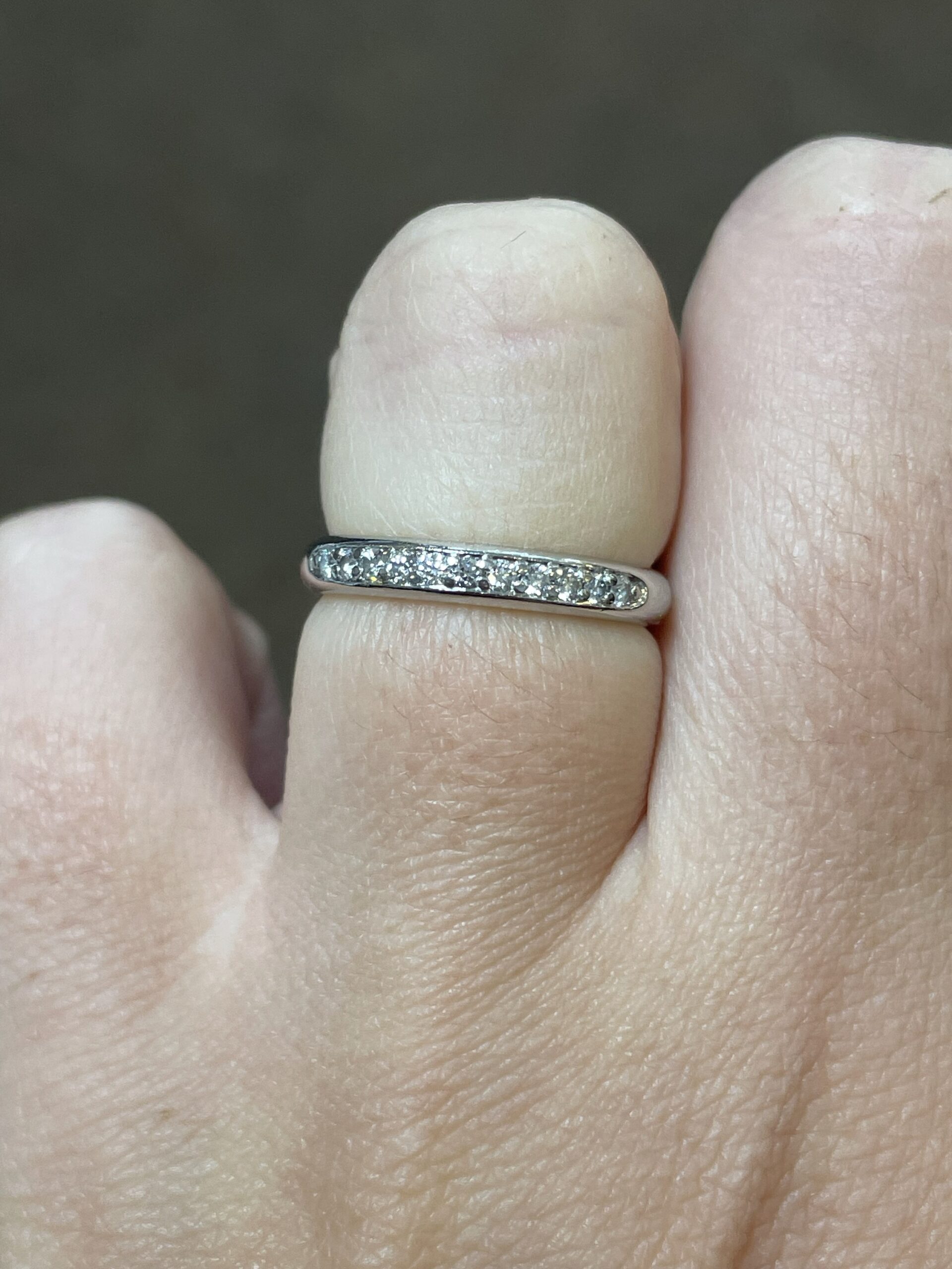 Platinum Comfort Fit .20 Cttw Genuine Round Brilliant Cut Diamond Bead Set Wedding Band - Image 9