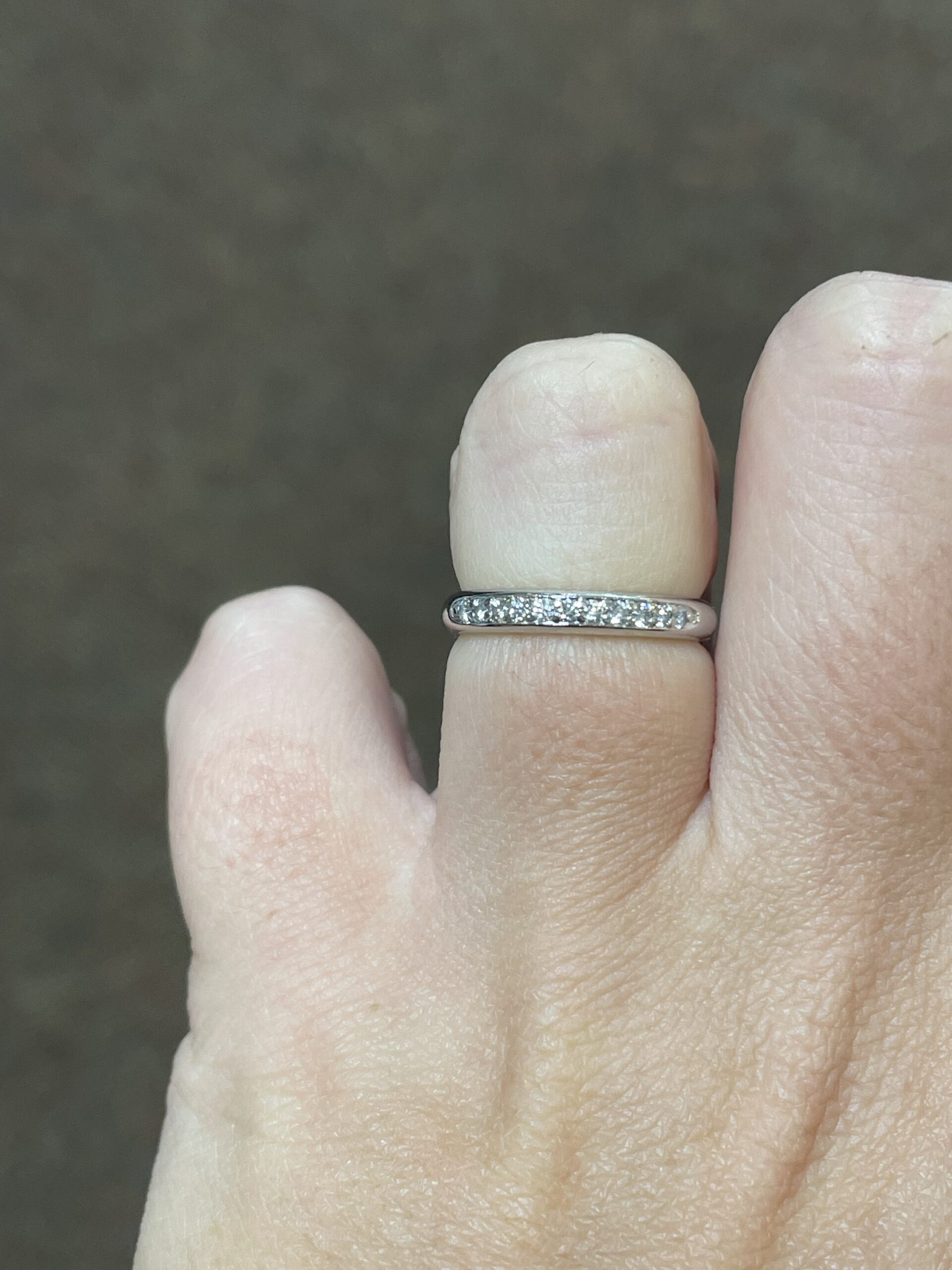 Platinum Comfort Fit .20 Cttw Genuine Round Brilliant Cut Diamond Bead Set Wedding Band - Image 10