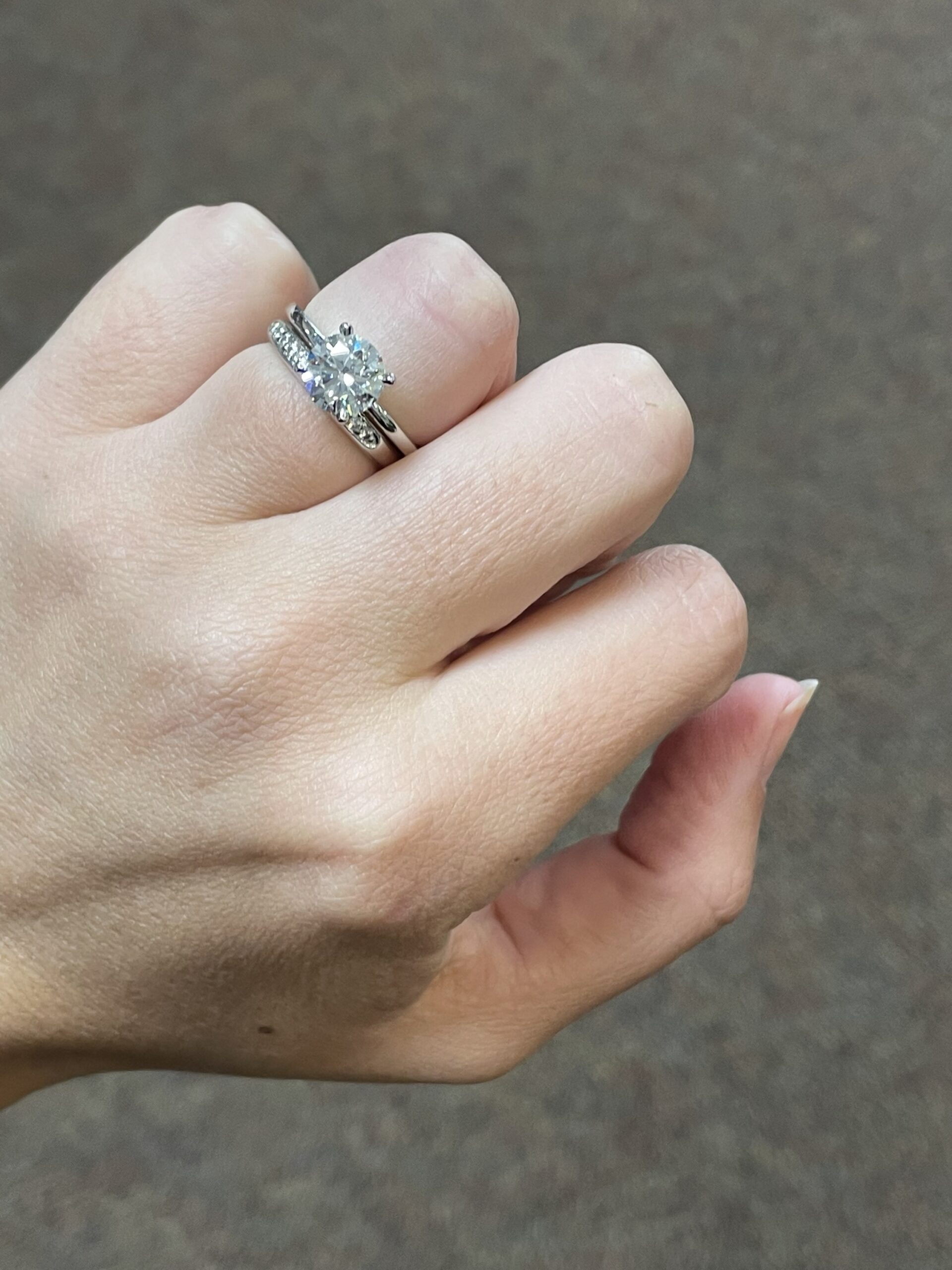 Platinum Comfort Fit .20 Cttw Genuine Round Brilliant Cut Diamond Bead Set Wedding Band - Image 12