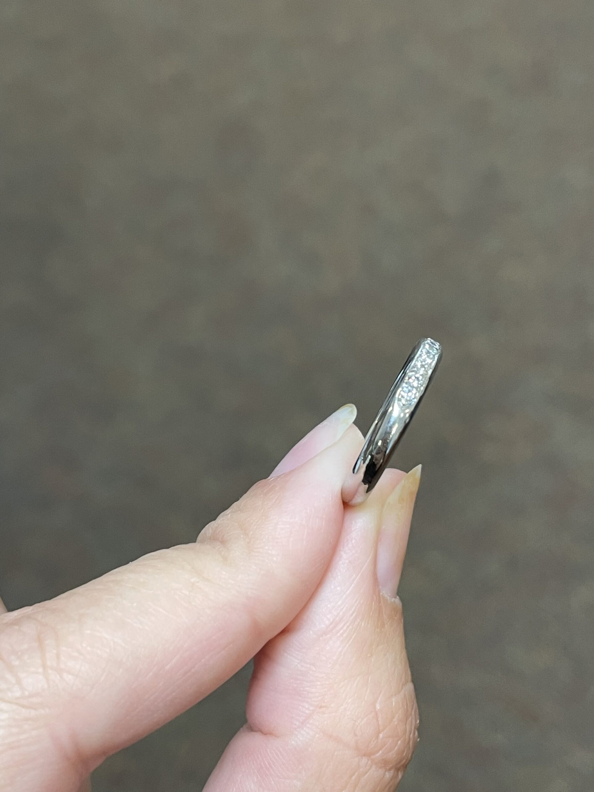 Platinum Comfort Fit .20 Cttw Genuine Round Brilliant Cut Diamond Bead Set Wedding Band - Image 5