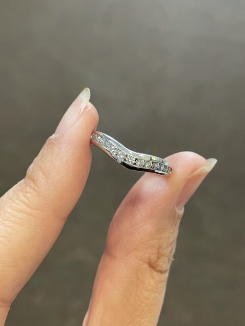 Platinum Curved 13 Stone Genuine .33 Cttw Round Brilliant Cut Diamond Channel Set Band