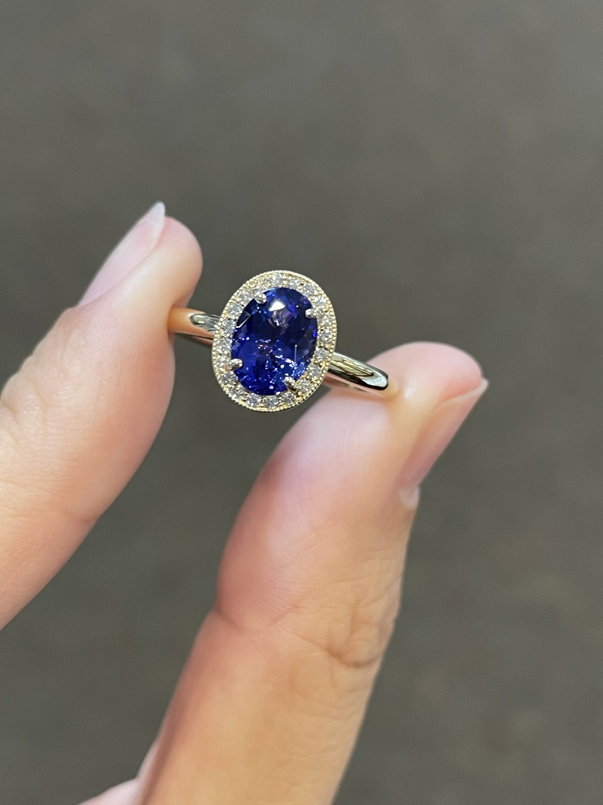 14k Yellow Gold Genuine 1.70 carat Tanzanite & .13 Cttw Round Brilliant Cut Diamond Halo Ring With Tubular Shank - Image 4