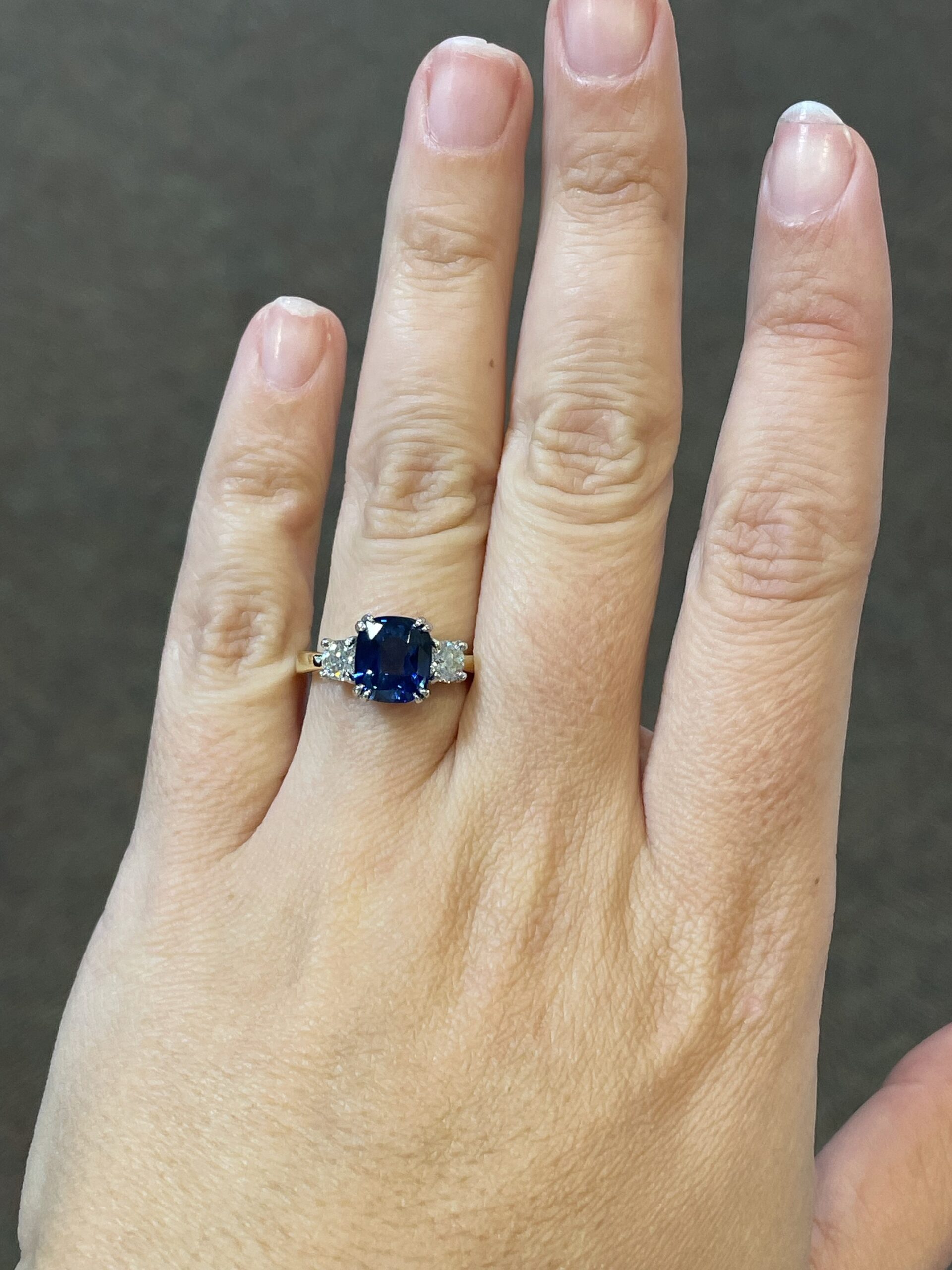 18k Yellow Gold & Platinum Genuine A.G.S. 2.69 Carat Ceylon Sapphire & Diamond 3 Stone Ring - Image 19