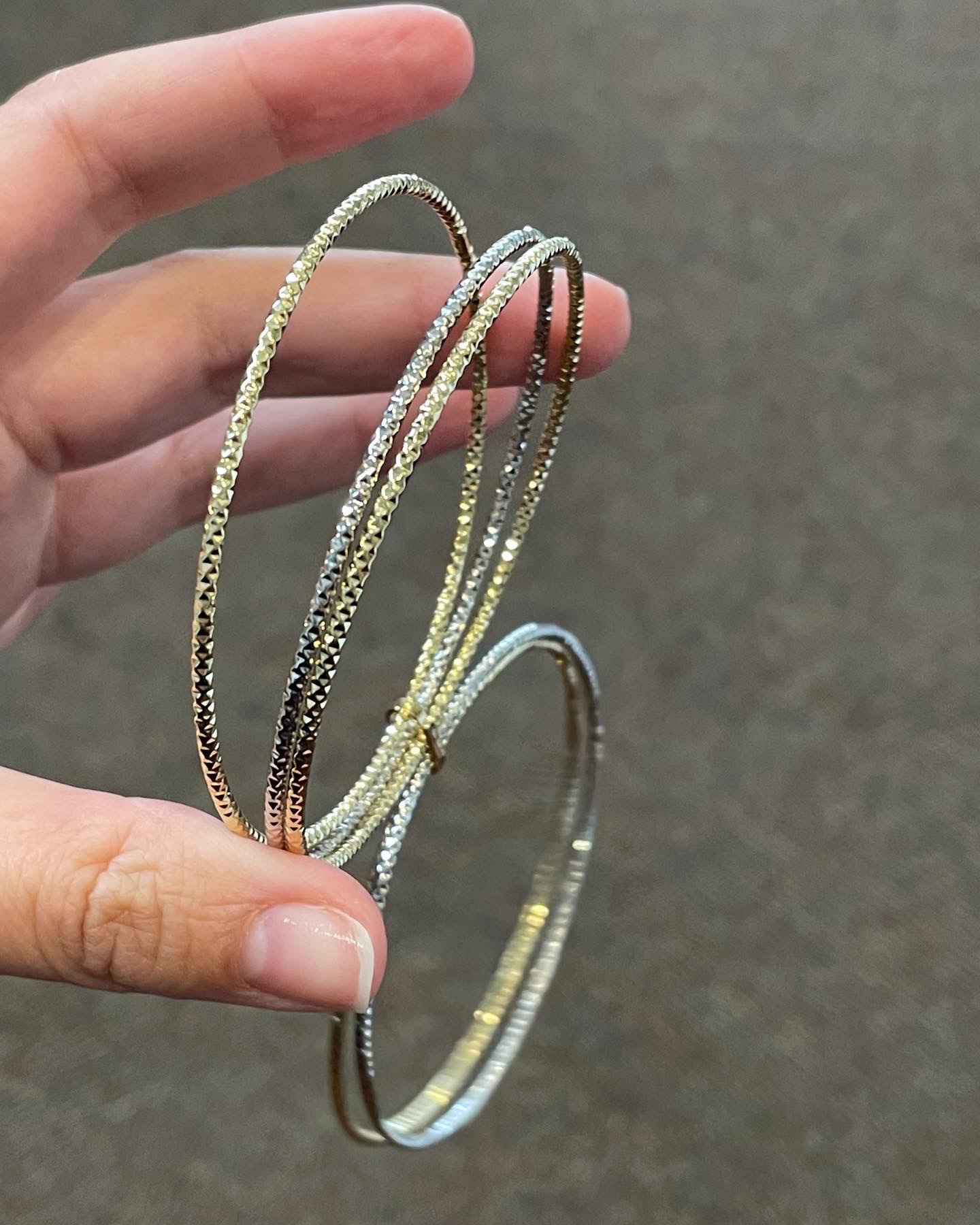 18k White & 18k Yellow Gold 5 Bangle Slip-On Bracelet Set From Italy - Image 17