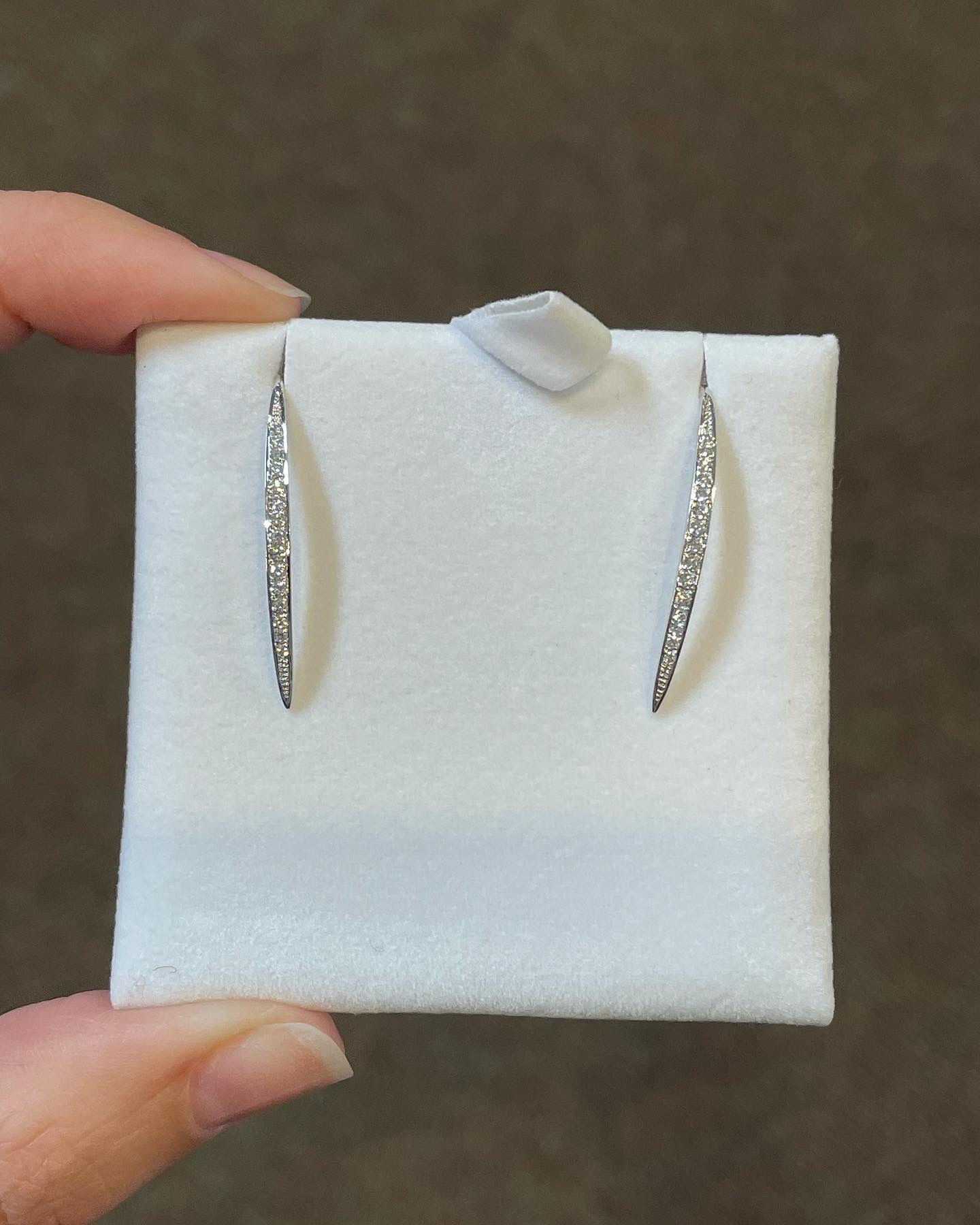 14k White Gold Genuine .21 Cttw Diamond Dagger Dangle Earrings