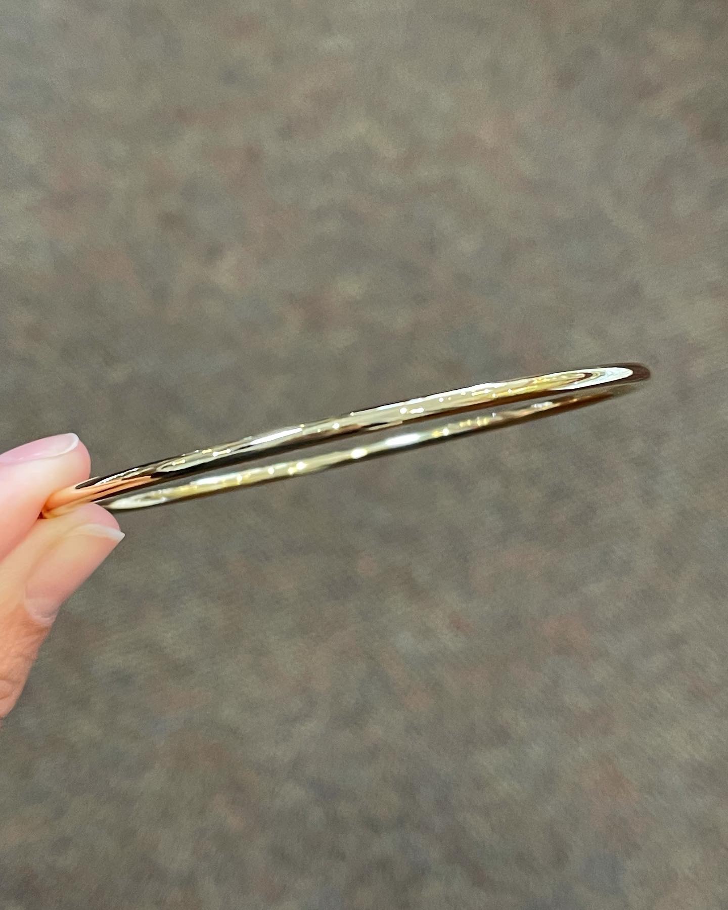 18k Yellow Gold Round Slip-On Bangle Bracelet From Italy - Image 6