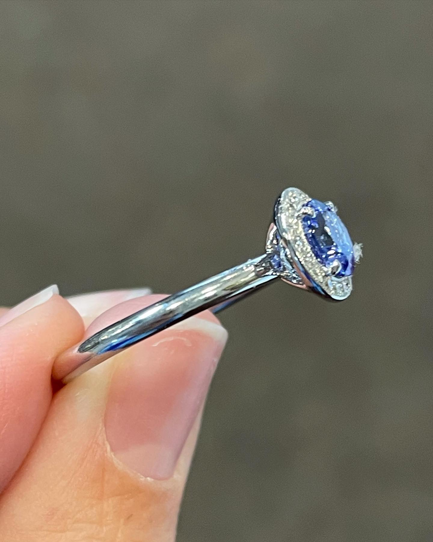 14k White Gold Genuine Tanzanite & Diamond Halo Ring - Image 5