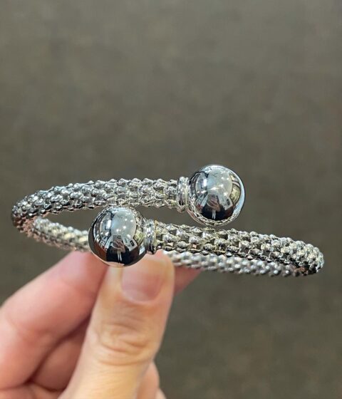 18k White Gold Flexible Cuff Ball Bracelet