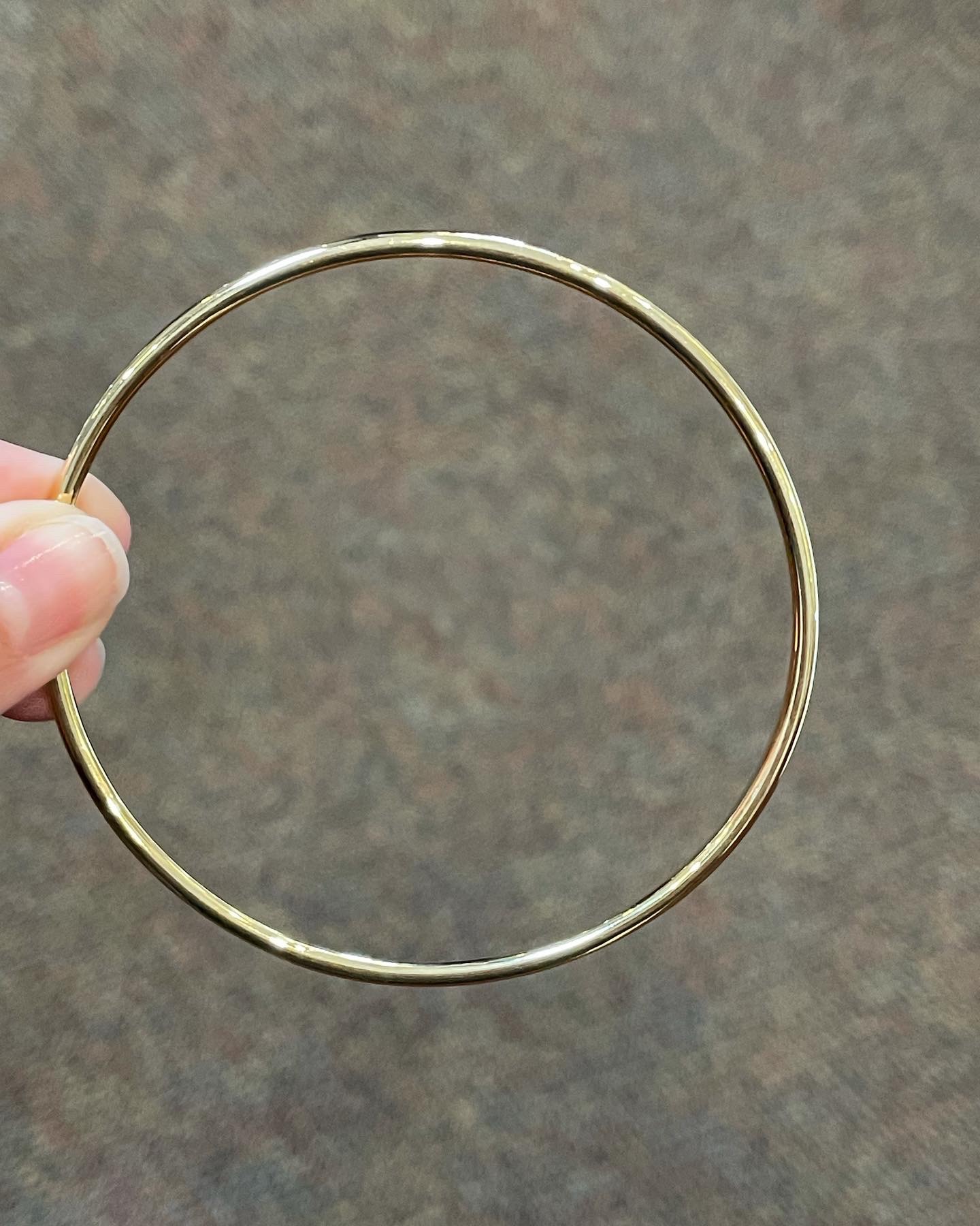 18k Yellow Gold Round Slip-On Bangle Bracelet From Italy - Image 16