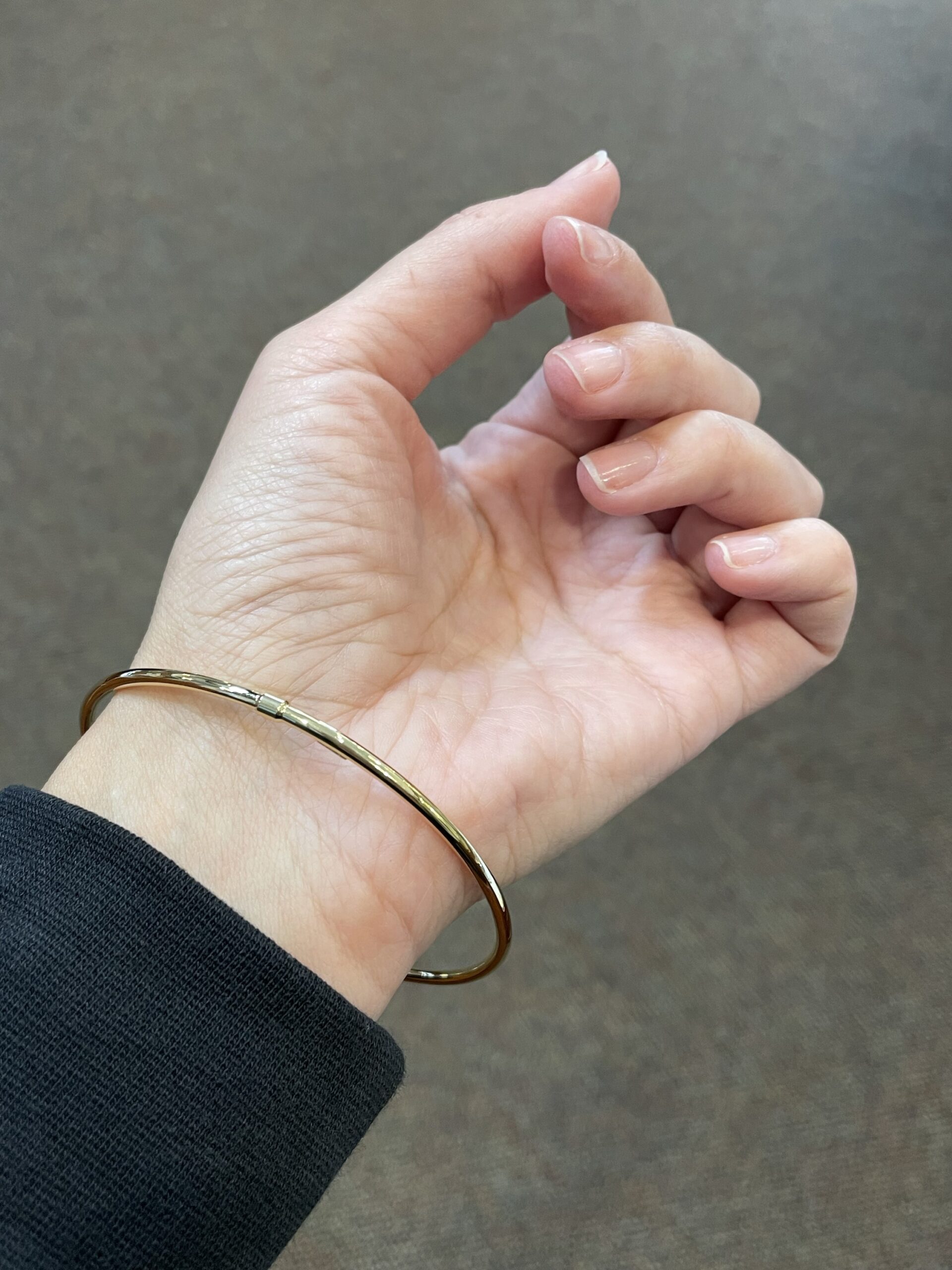 18k Yellow Gold Round Slip-On Bangle Bracelet From Italy - Image 11