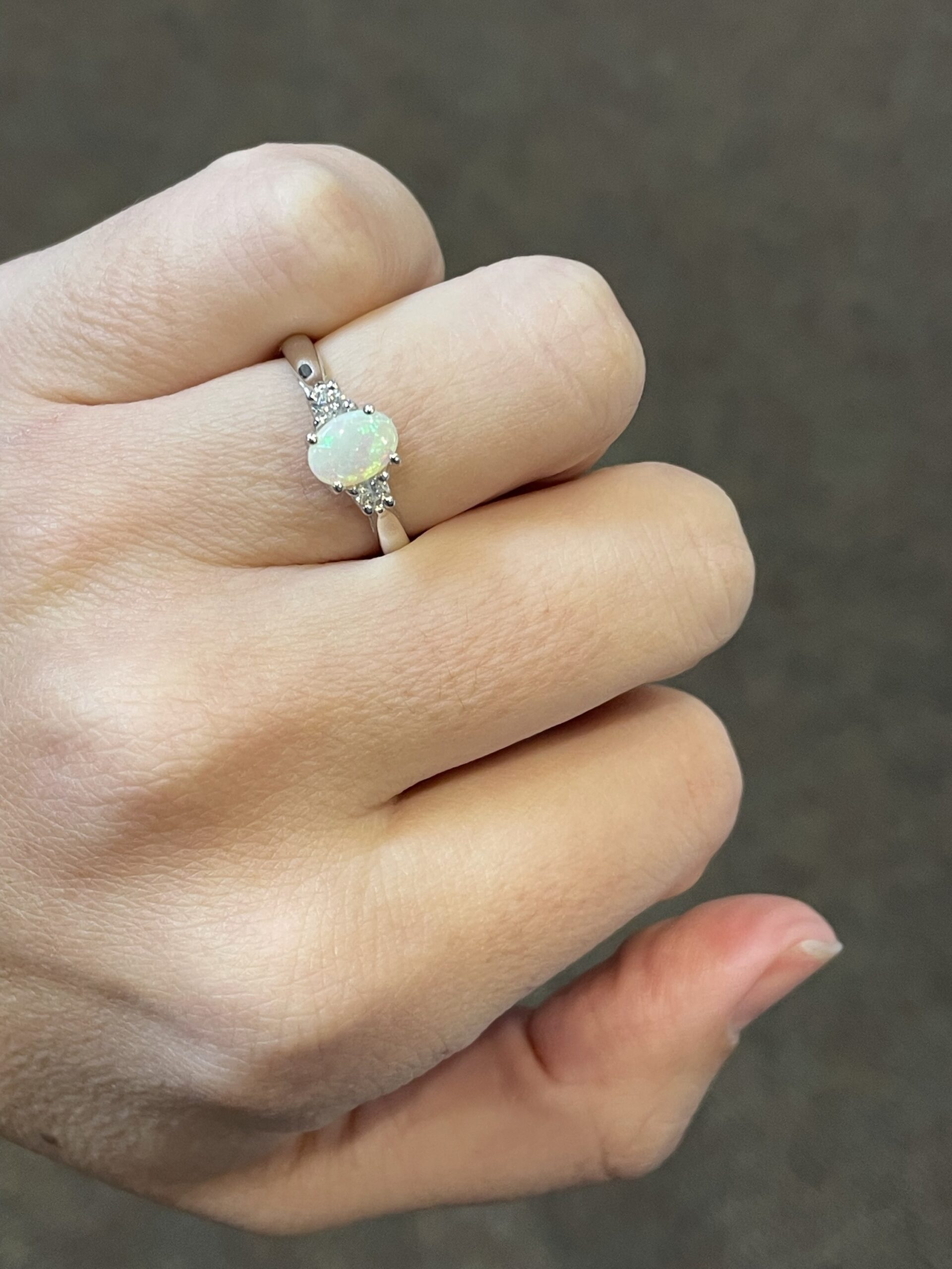 14k White Gold Genuine .49 Cttw Opal & Diamond 3 Stone Ring - Image 4