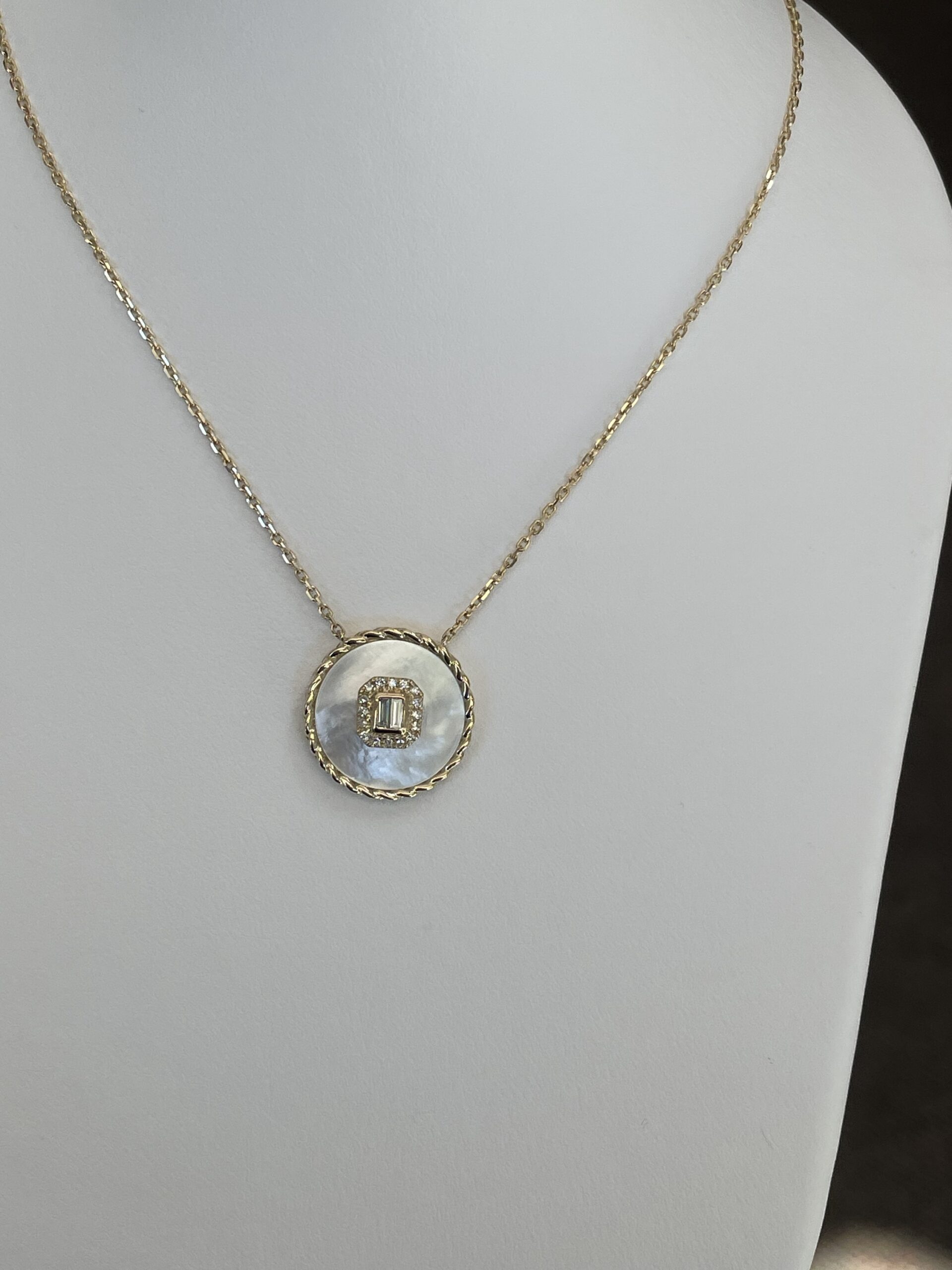 14k Yellow Gold Mother of Pearl & Diamond Disc Pendant - Image 4
