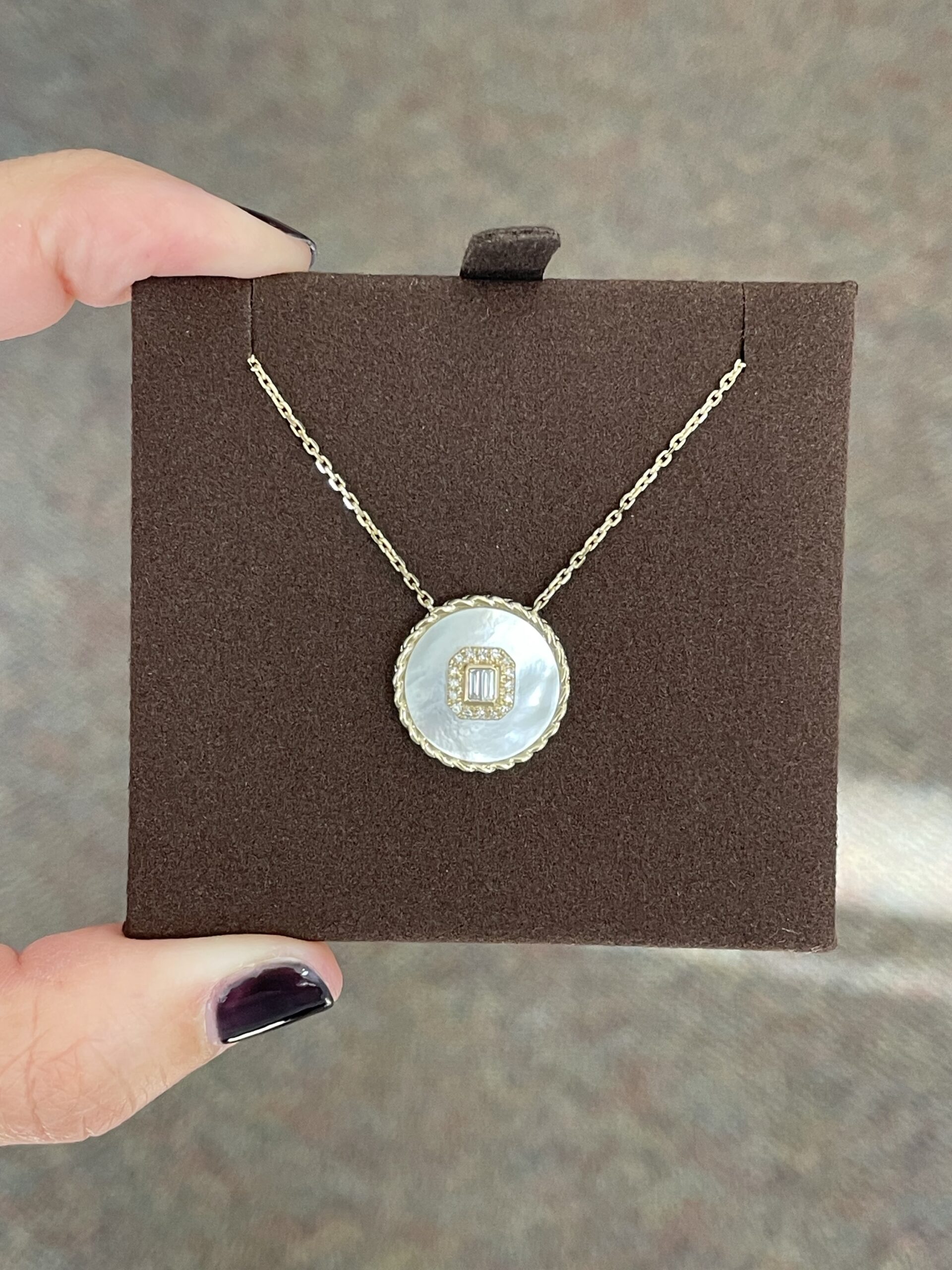 14k Yellow Gold Mother of Pearl & Diamond Disc Pendant - Image 25