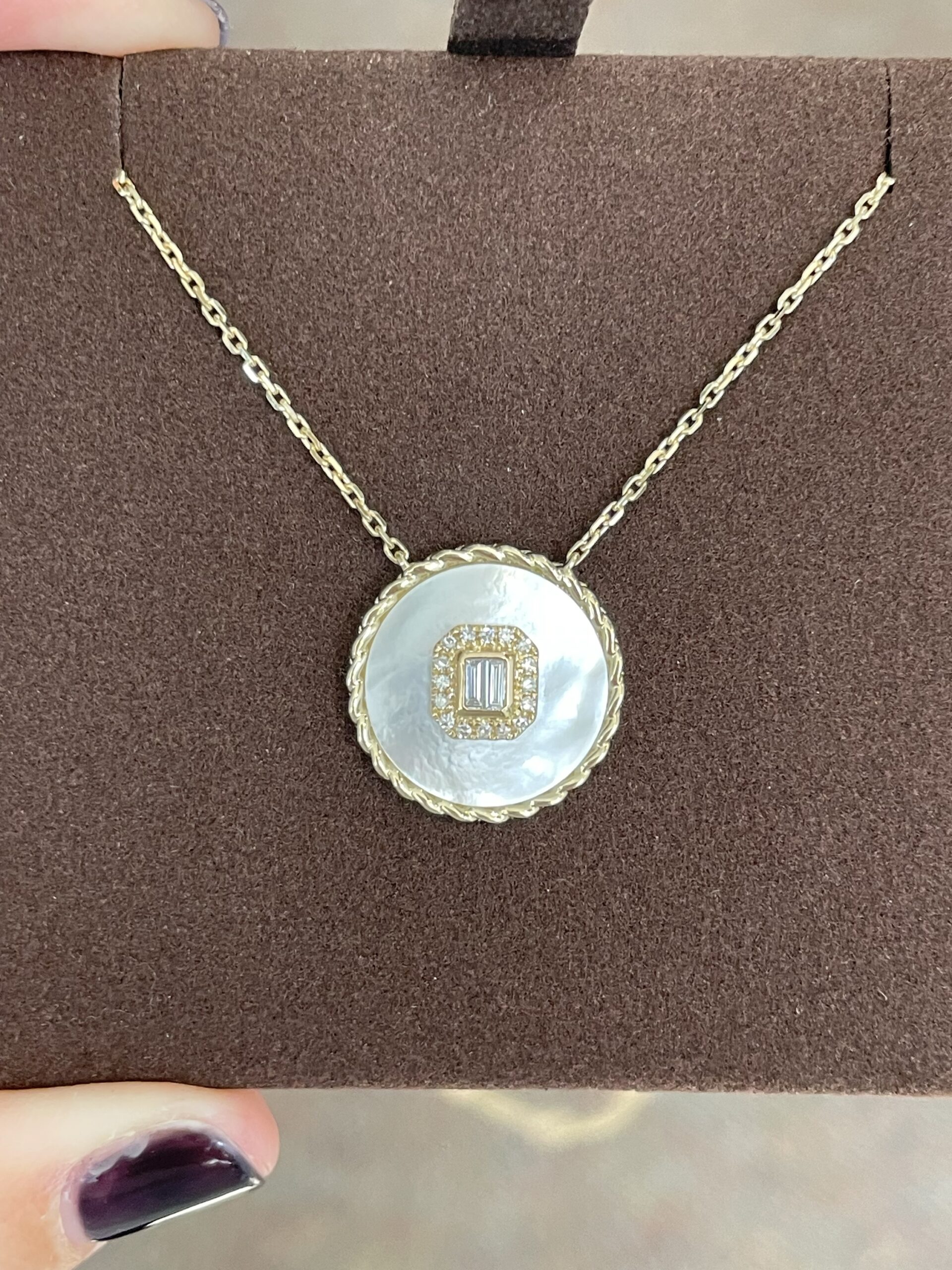 14k Yellow Gold Mother of Pearl & Diamond Disc Pendant - Image 26