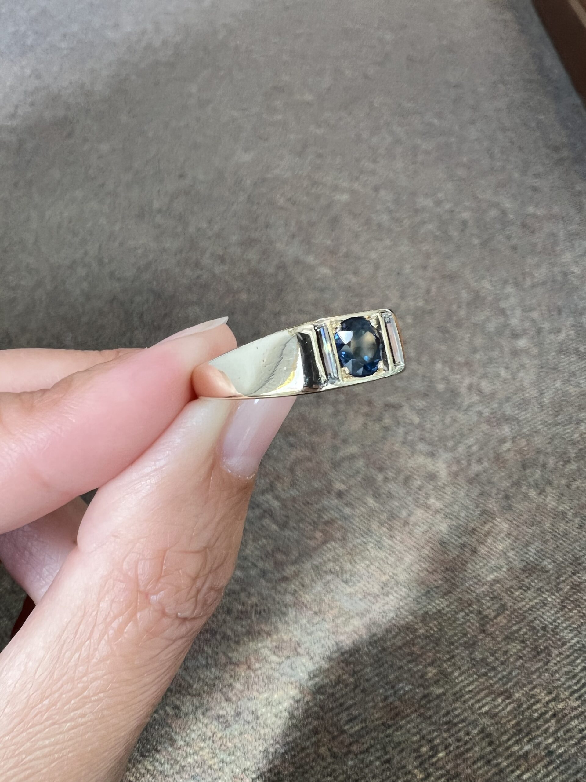 Antique 14k Yellow Gold Genuine Sapphire & Diamond Ring - Image 5