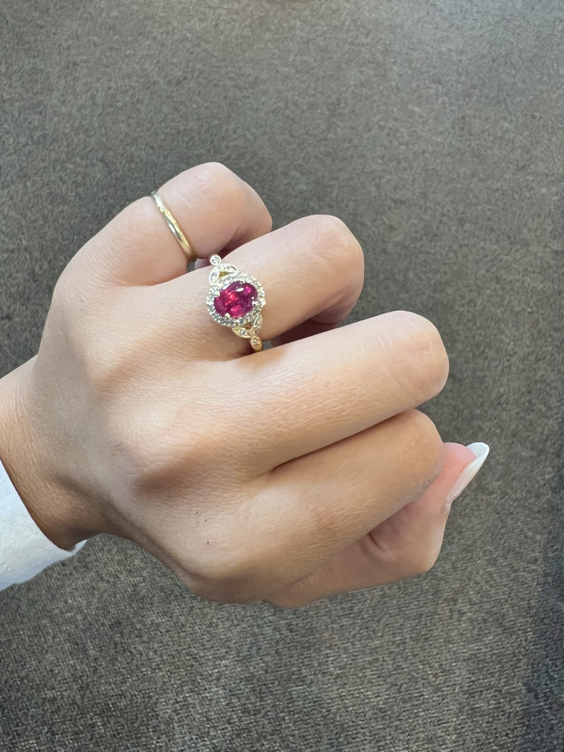 14k yellow gold genuine 1.61 carat Ruby & .25 Cttw genuine Round Brilliant Cut diamond halo ring - Image 9