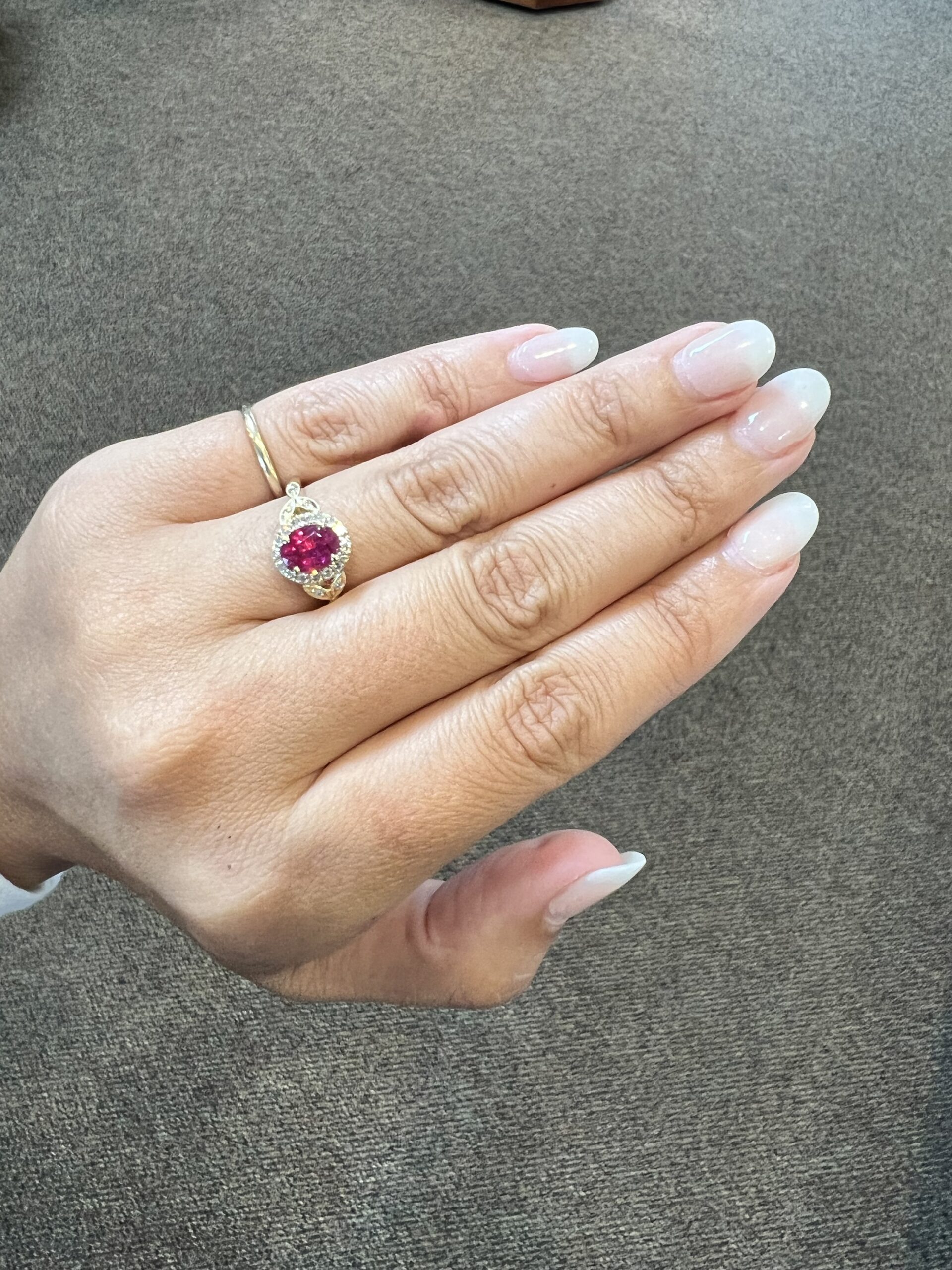 14k yellow gold genuine 1.61 carat Ruby & .25 Cttw genuine Round Brilliant Cut diamond halo ring - Image 10