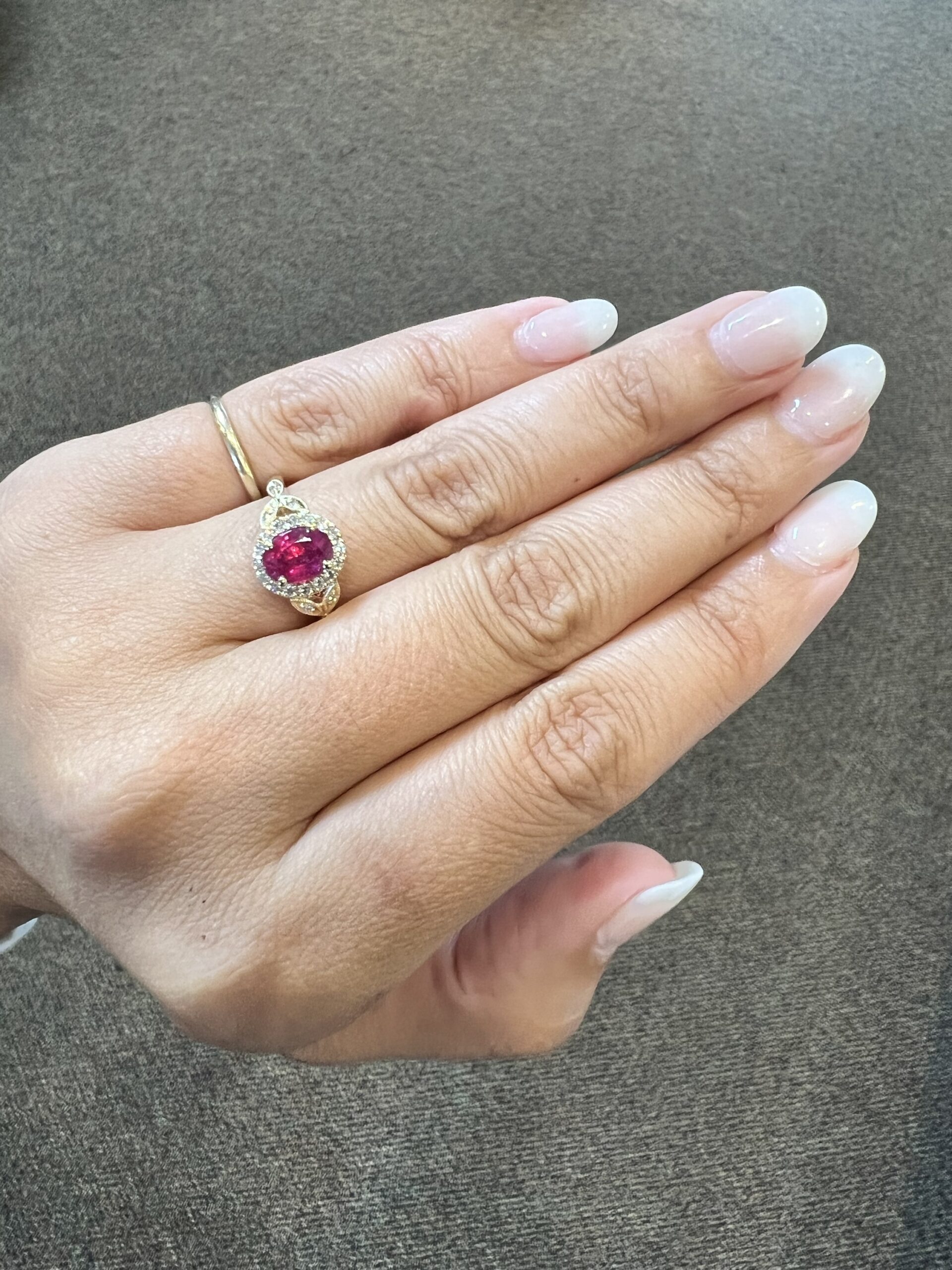 14k yellow gold genuine 1.61 carat Ruby & .25 Cttw genuine Round Brilliant Cut diamond halo ring - Image 11