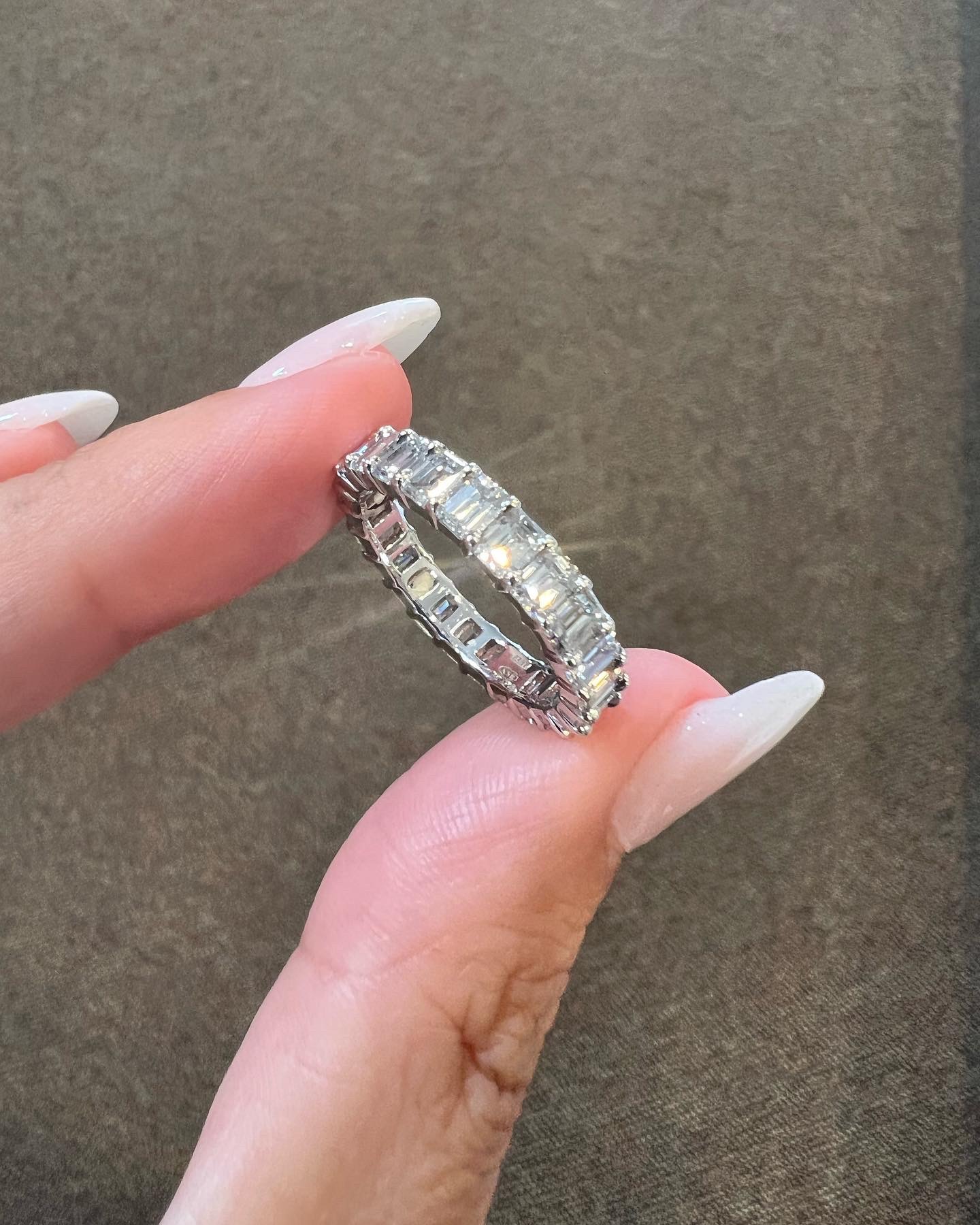 Platinum 24 Stone Genuine 3.50 Carat Emerald Cut Diamond Eternity Band - Image 12