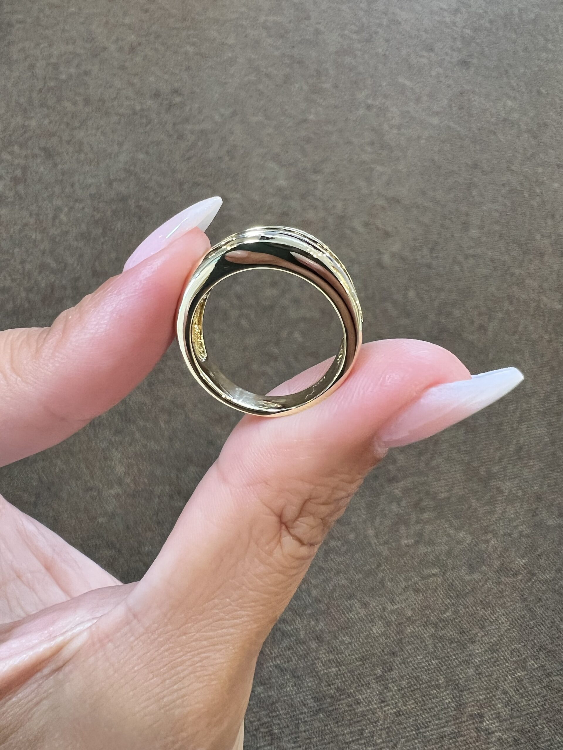 Vintage 18k Yellow Gold Genuine Emerald & Diamond Wide Band Ring - Image 9