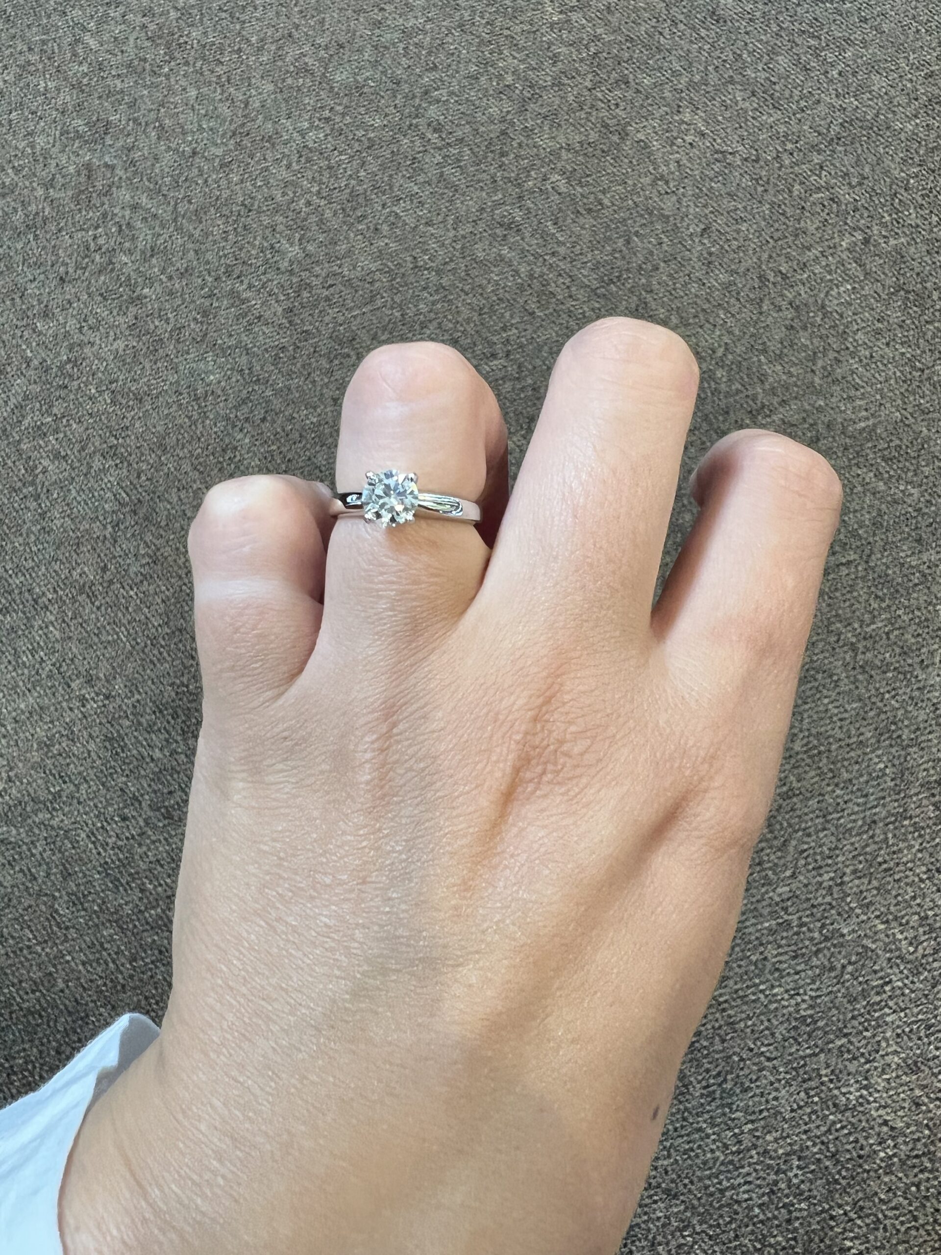 Platinum Genuine .89 Carat Round Brilliant Cut Diamond Solitaire - Image 16