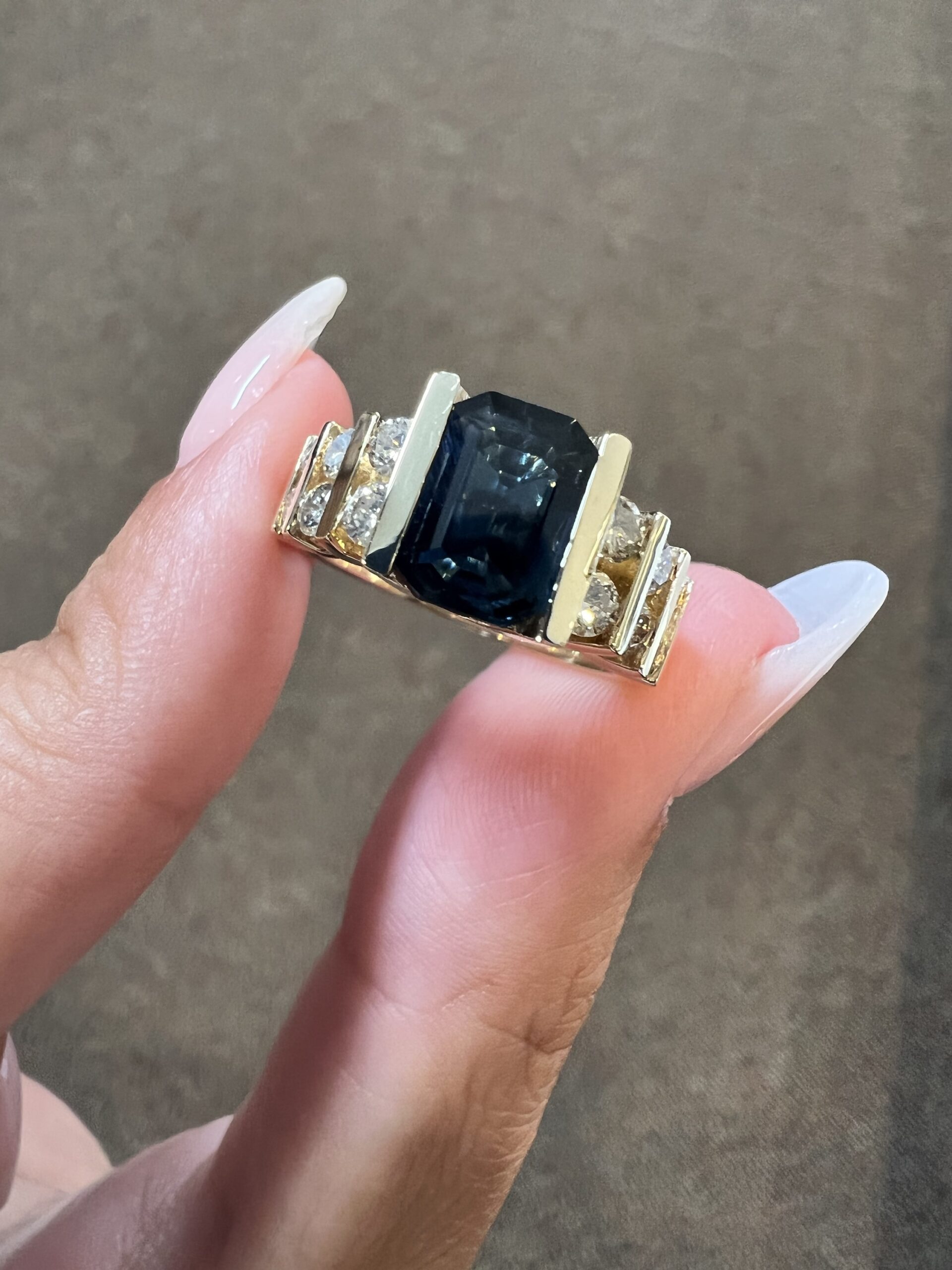 14k Yellow Gold 1 3/4 Carat Genuine Green Blue Sapphire & Diamond Ring - Image 2