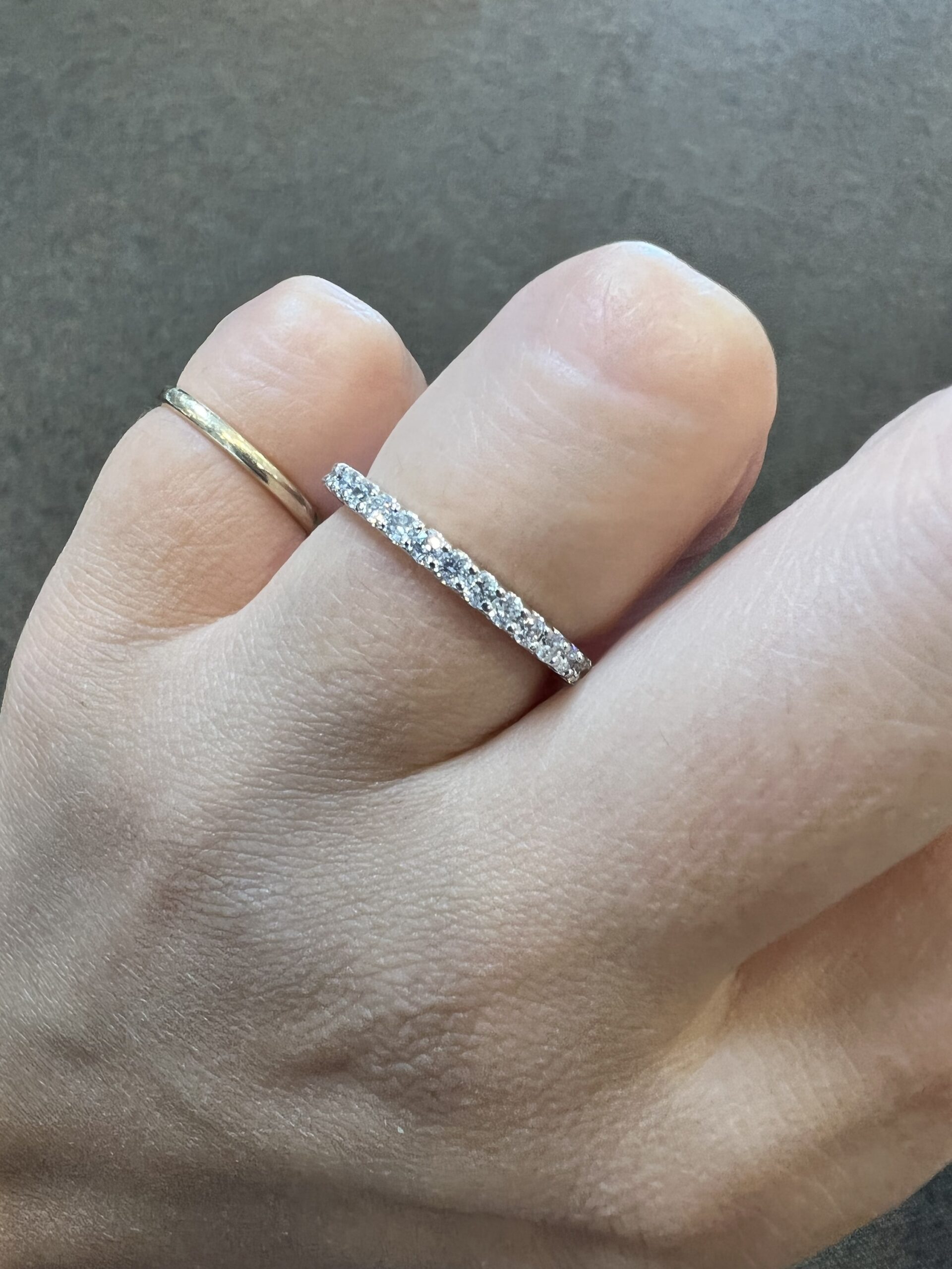 Platinum 15 Stone Genuine .41 Cttw Round Brilliant Cut Diamond Shared Prong Band - Image 11