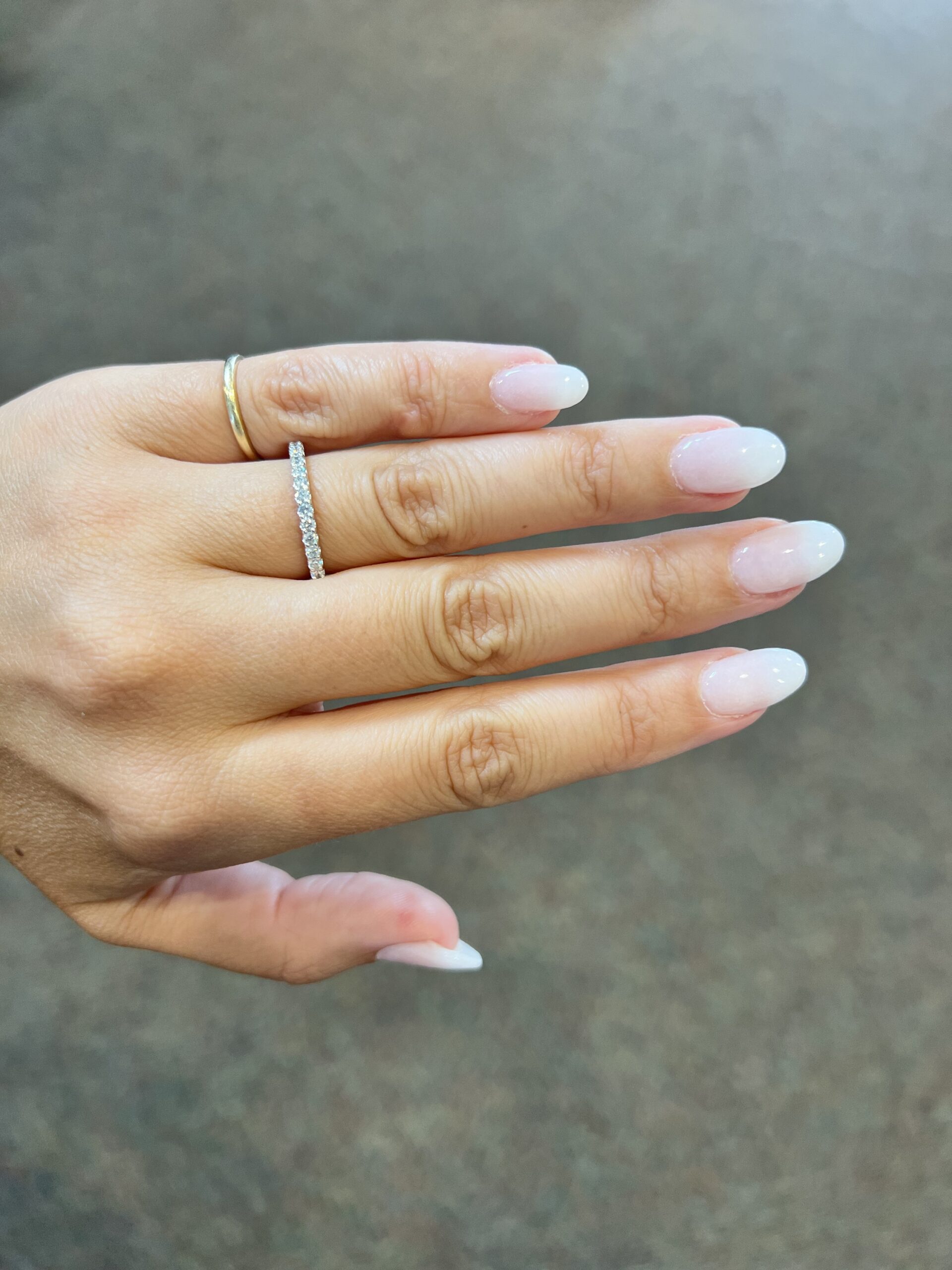 Platinum 15 Stone Genuine .41 Cttw Round Brilliant Cut Diamond Shared Prong Band - Image 18