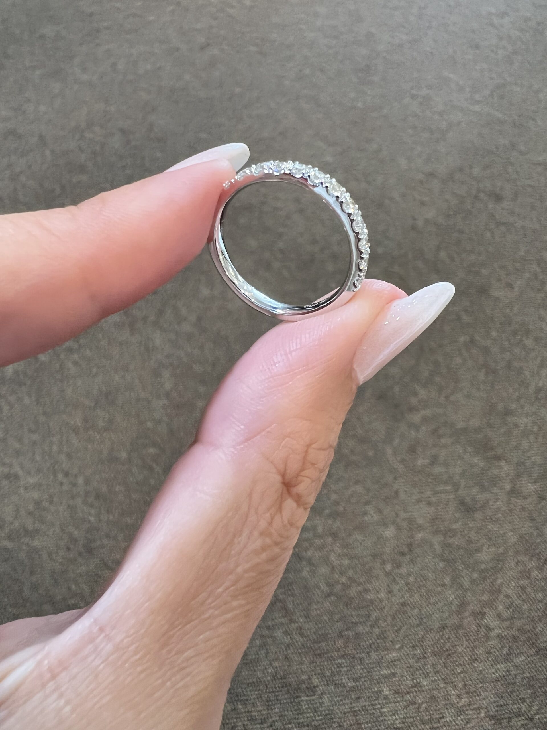 14k White Gold 13 Stone Genuine 1/2 Cttw Round Brilliant Cut Diamond Low-Profile Band - Image 5