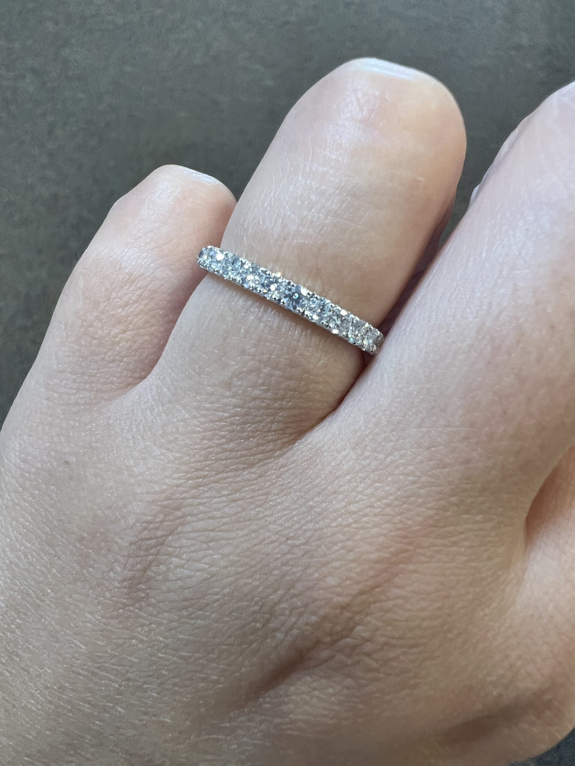 14k White Gold 13 Stone Genuine 1/2 Cttw Round Brilliant Cut Diamond Low-Profile Band - Image 10