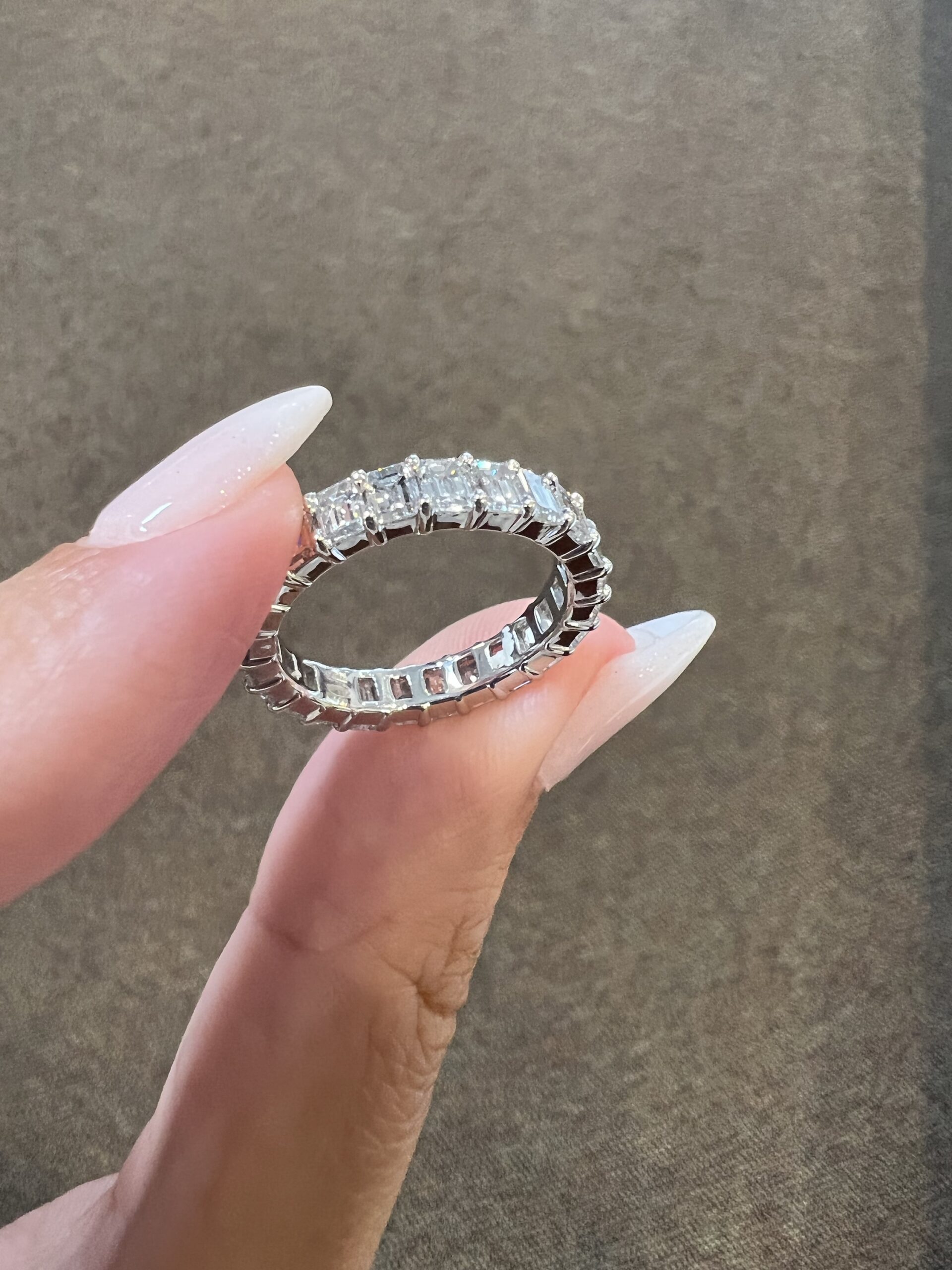Platinum 24 Stone Genuine 3.50 Carat Emerald Cut Diamond Eternity Band - Image 5