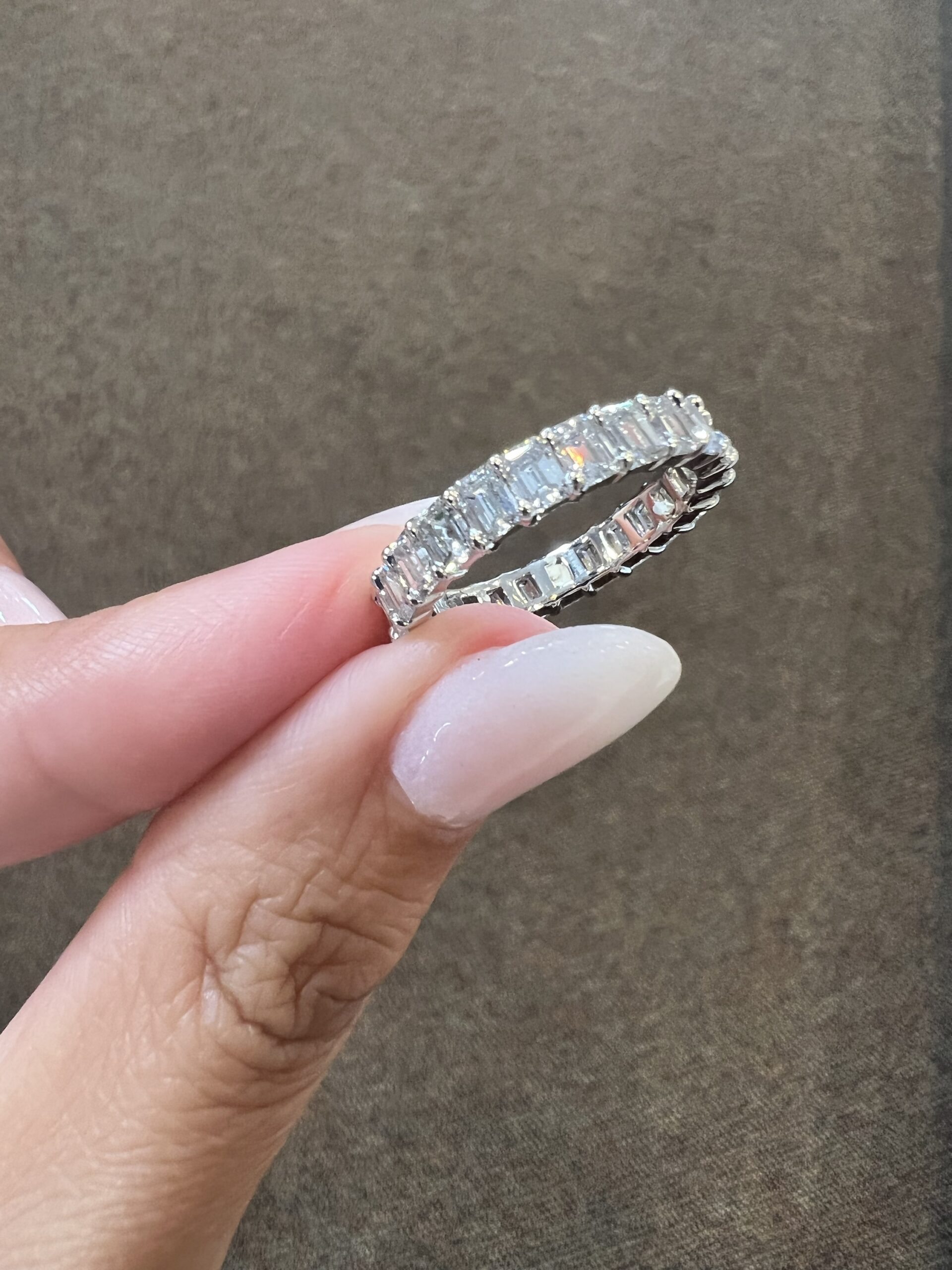 Platinum 24 Stone Genuine 3.50 Carat Emerald Cut Diamond Eternity Band - Image 6