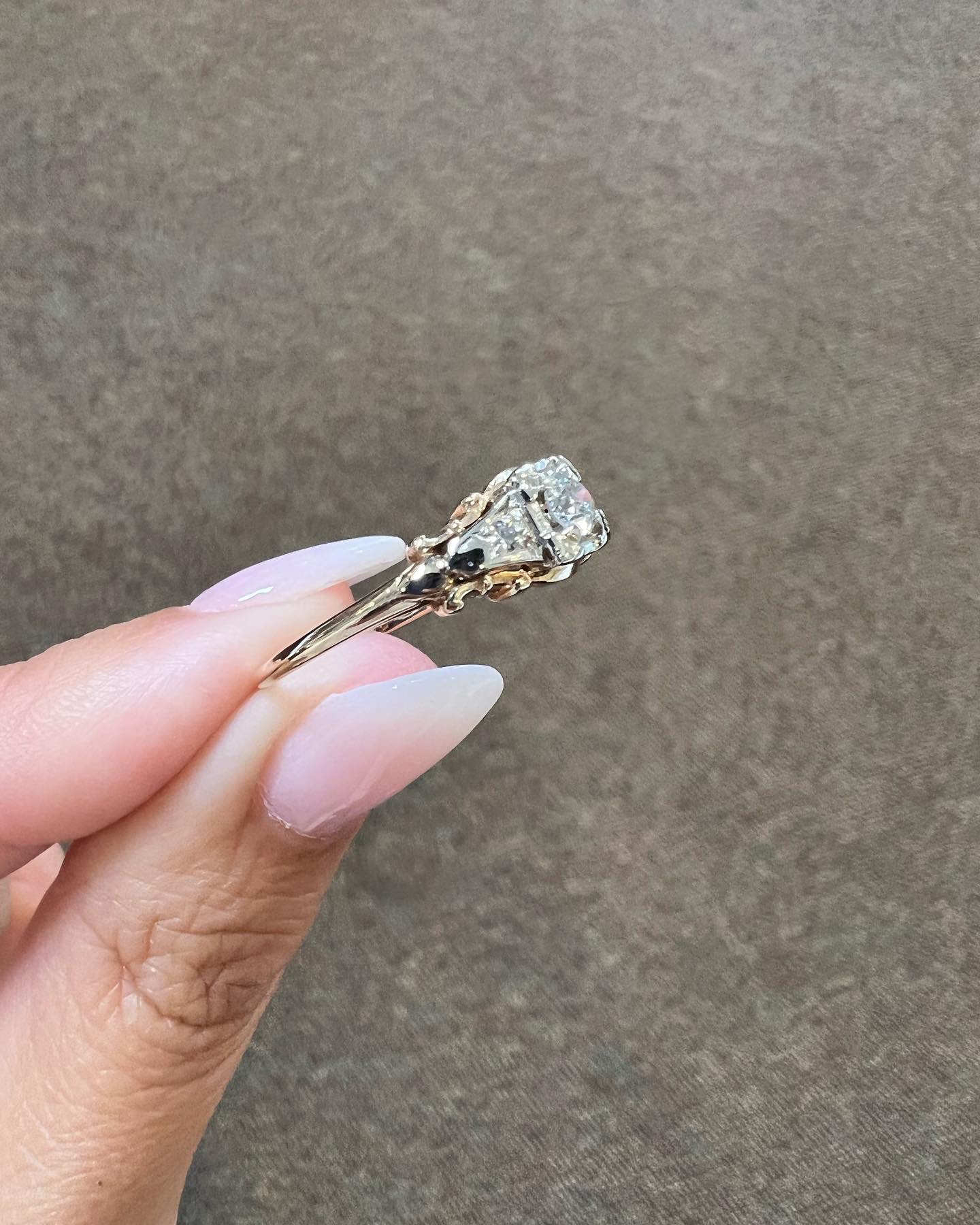 Vintage 14k 2tone .20 Cttw Diamond Ring - Image 13