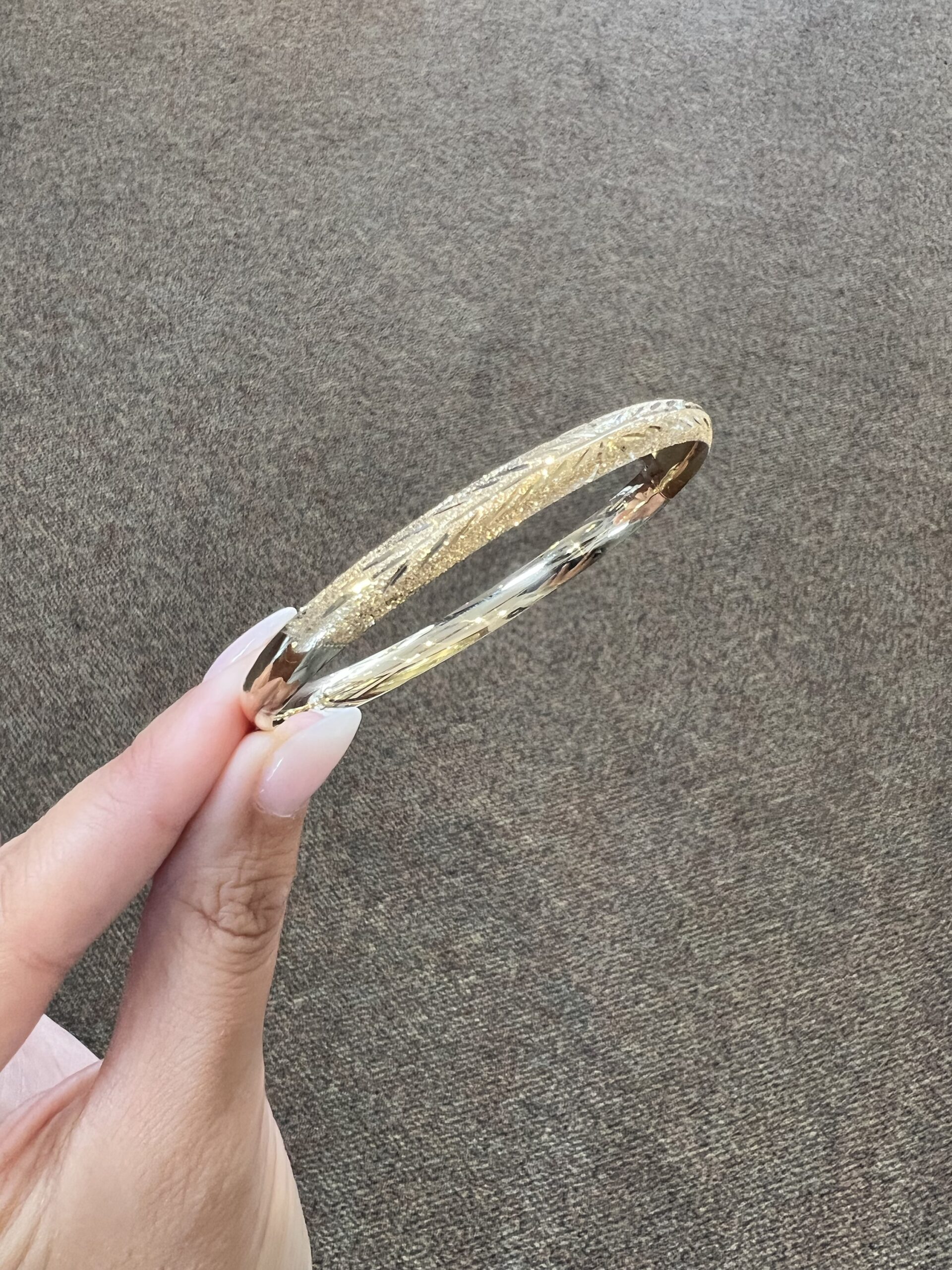 14k Yellow Gold 6 MM Oval Diamond Cut Bangle Bracelet - Image 20