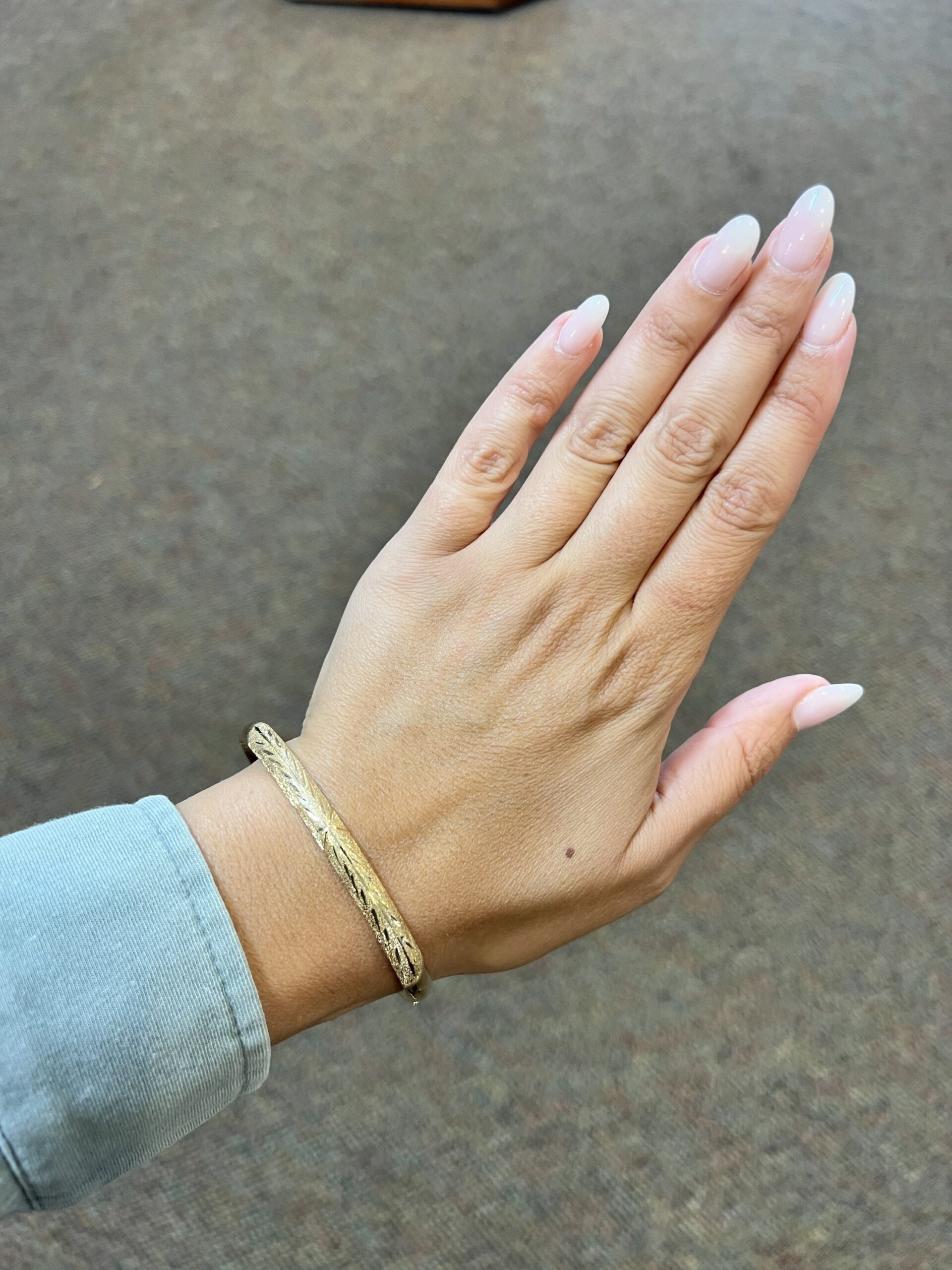 14k Yellow Gold 6 MM Oval Diamond Cut Bangle Bracelet - Image 12